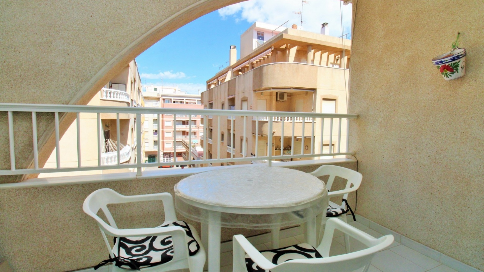 Återförsäljning - Lägenhet - Torrevieja - Beachside Torrevieja