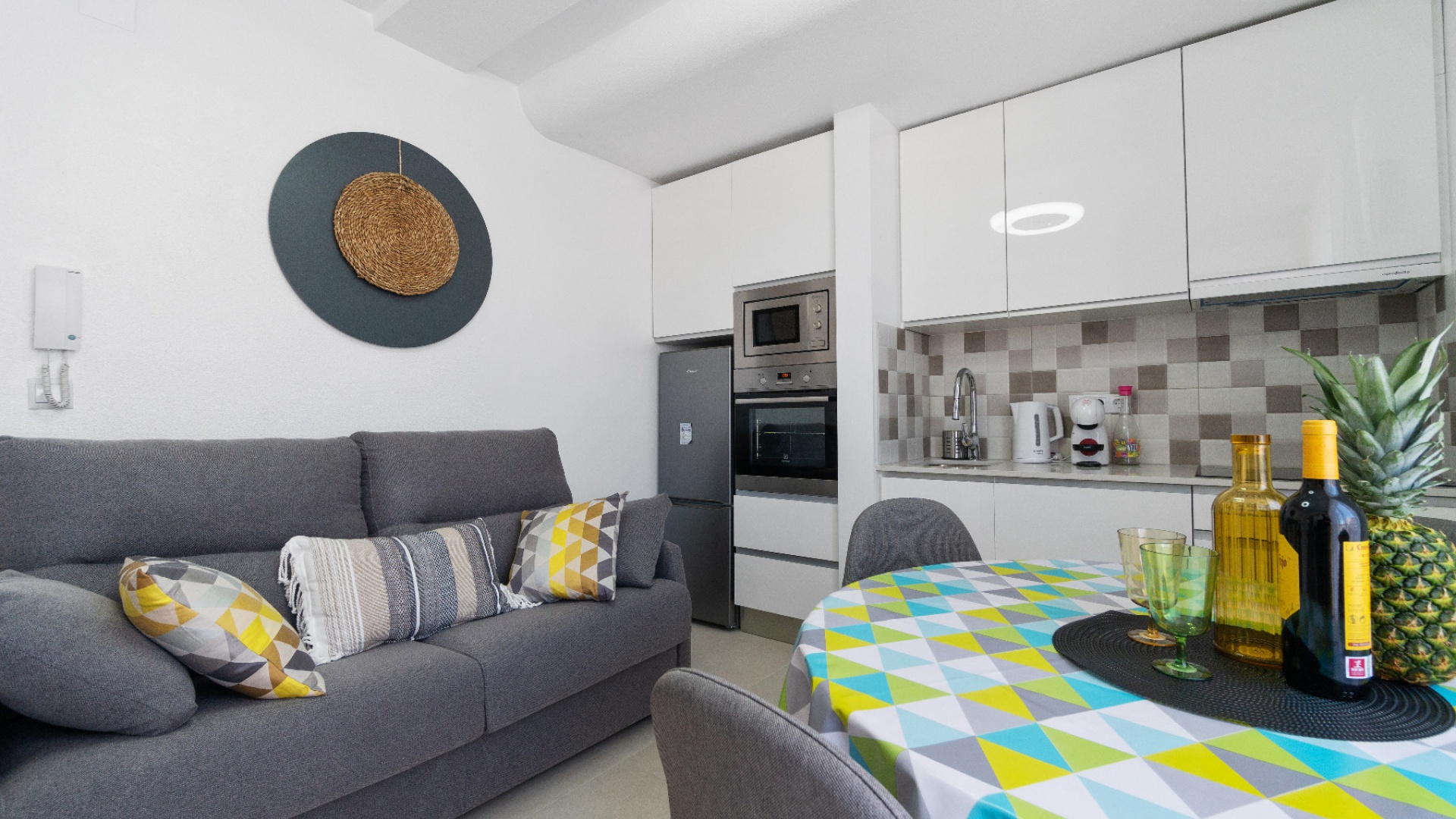 Återförsäljning - Lägenhet - Torrevieja - Beachside Torrevieja