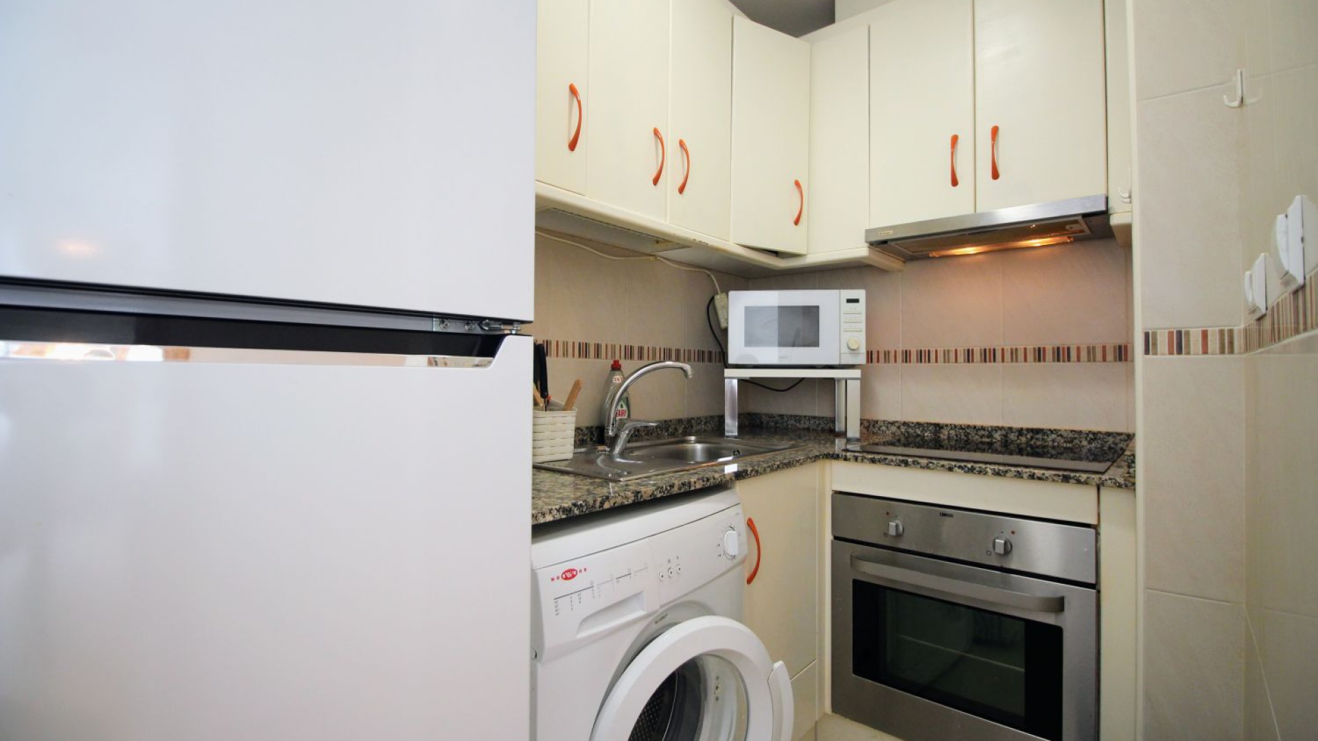 Återförsäljning - Lägenhet - Torrevieja - Beachside Torrevieja