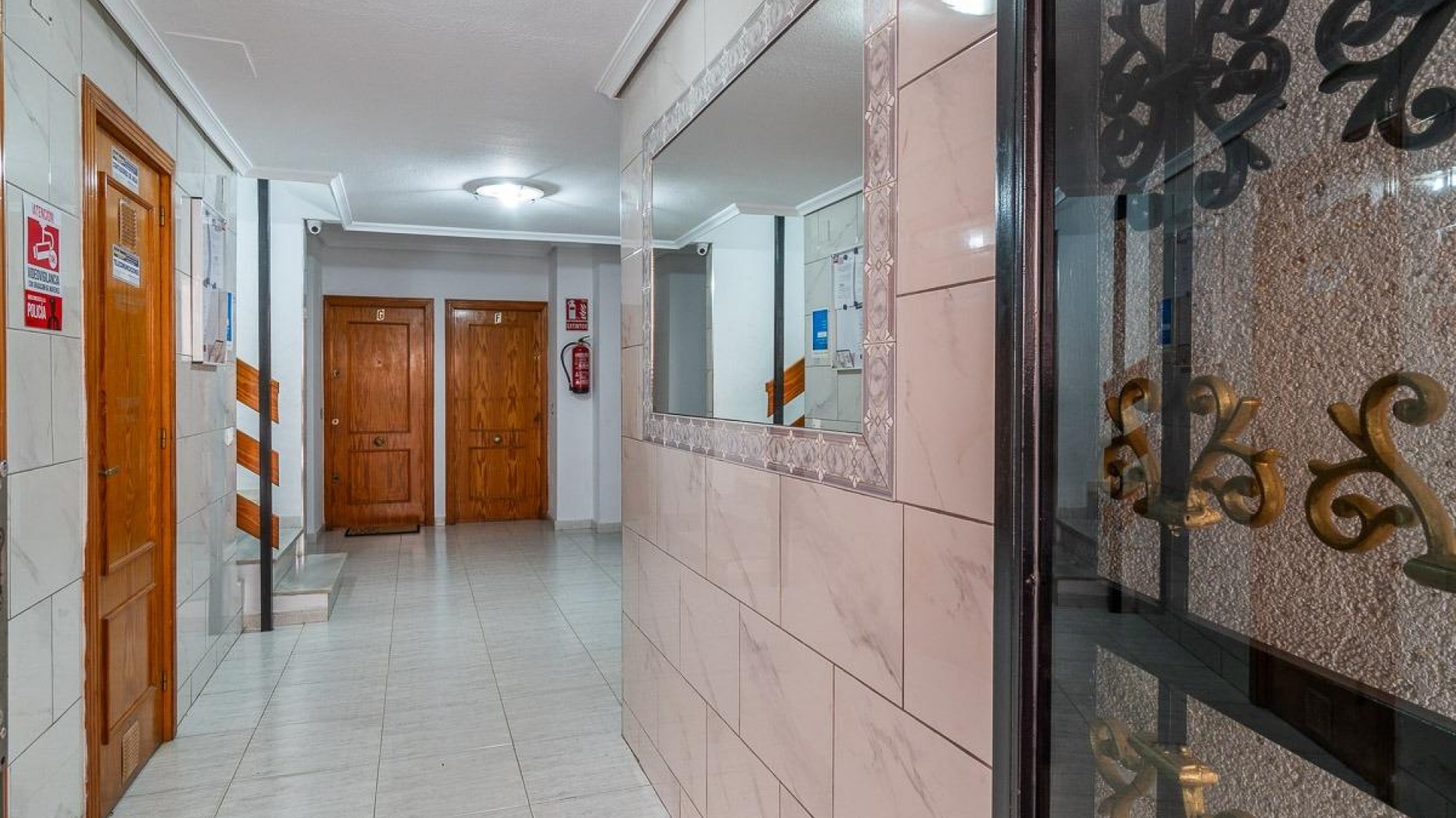 Återförsäljning - Lägenhet - Torrevieja - Centro