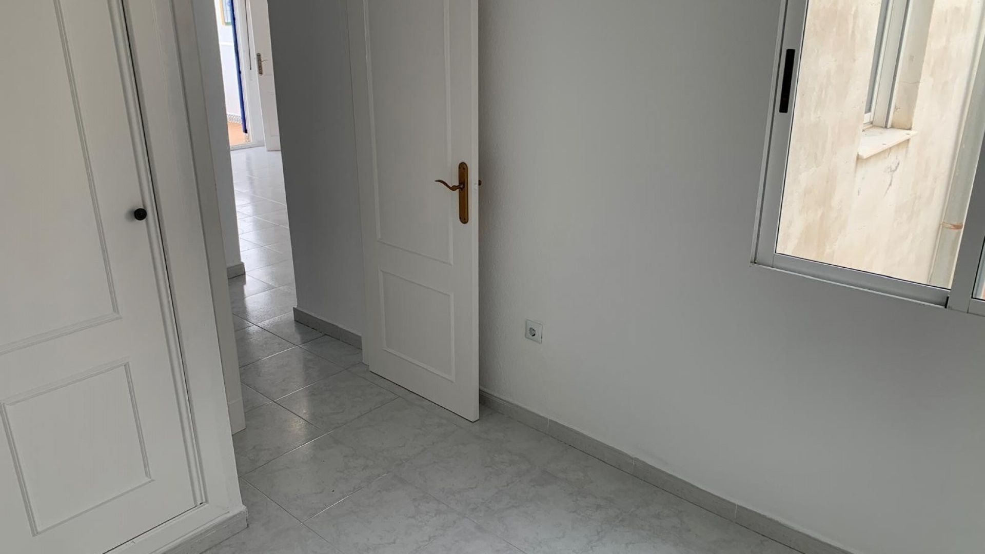 Återförsäljning - Lägenhet - Torrevieja - Jardin del Mar