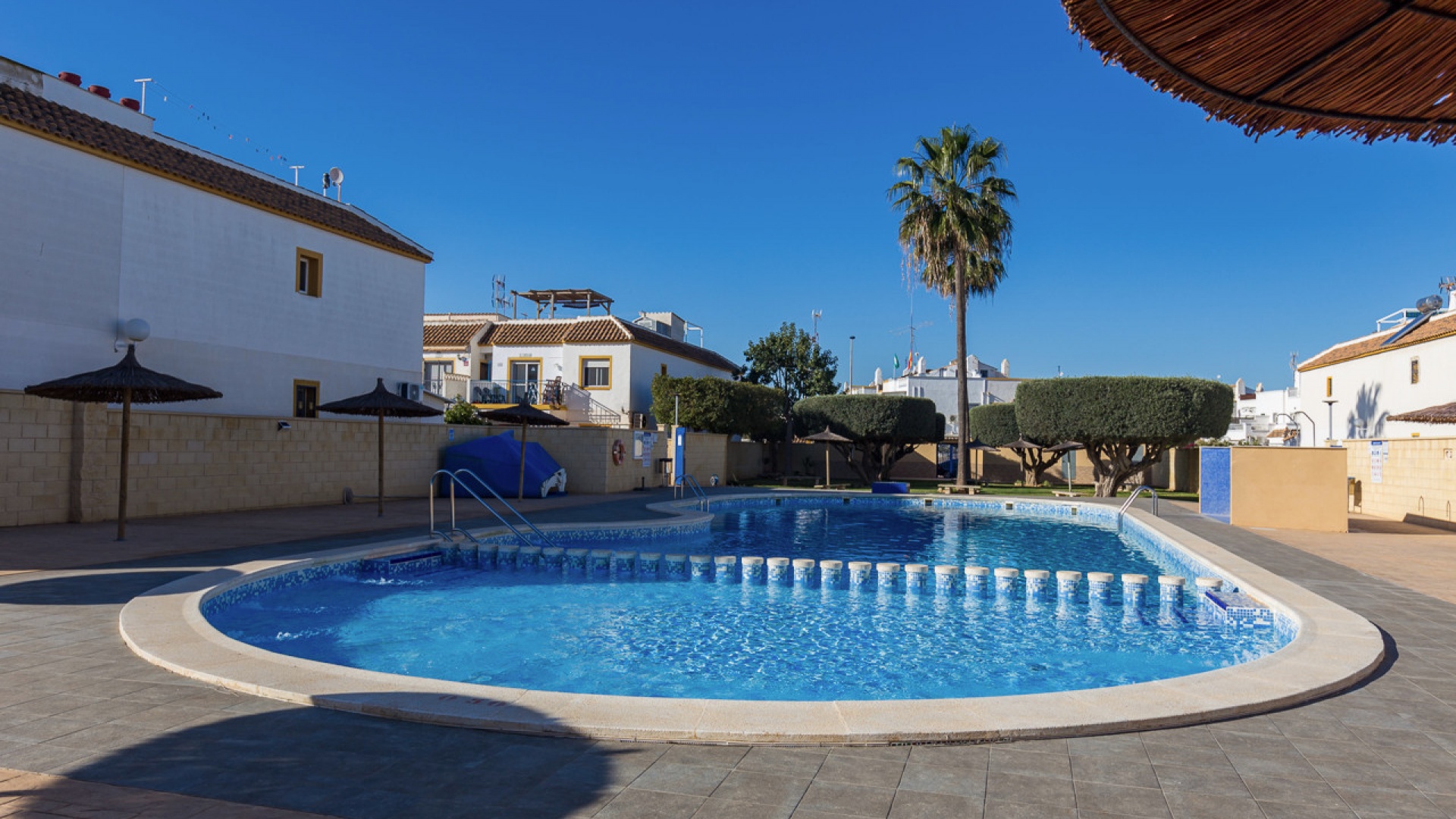 Återförsäljning - Lägenhet - Torrevieja - jardin del mar