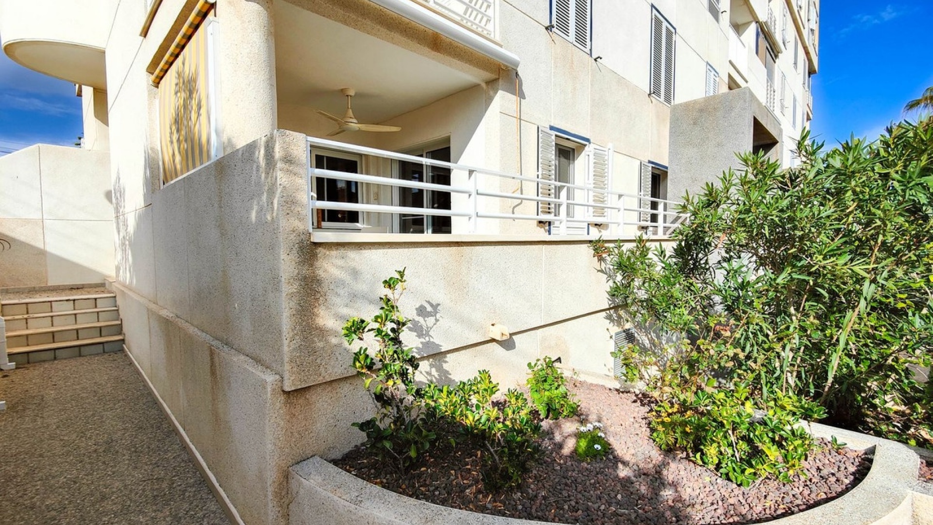 Återförsäljning - Lägenhet - Torrevieja - La Mata