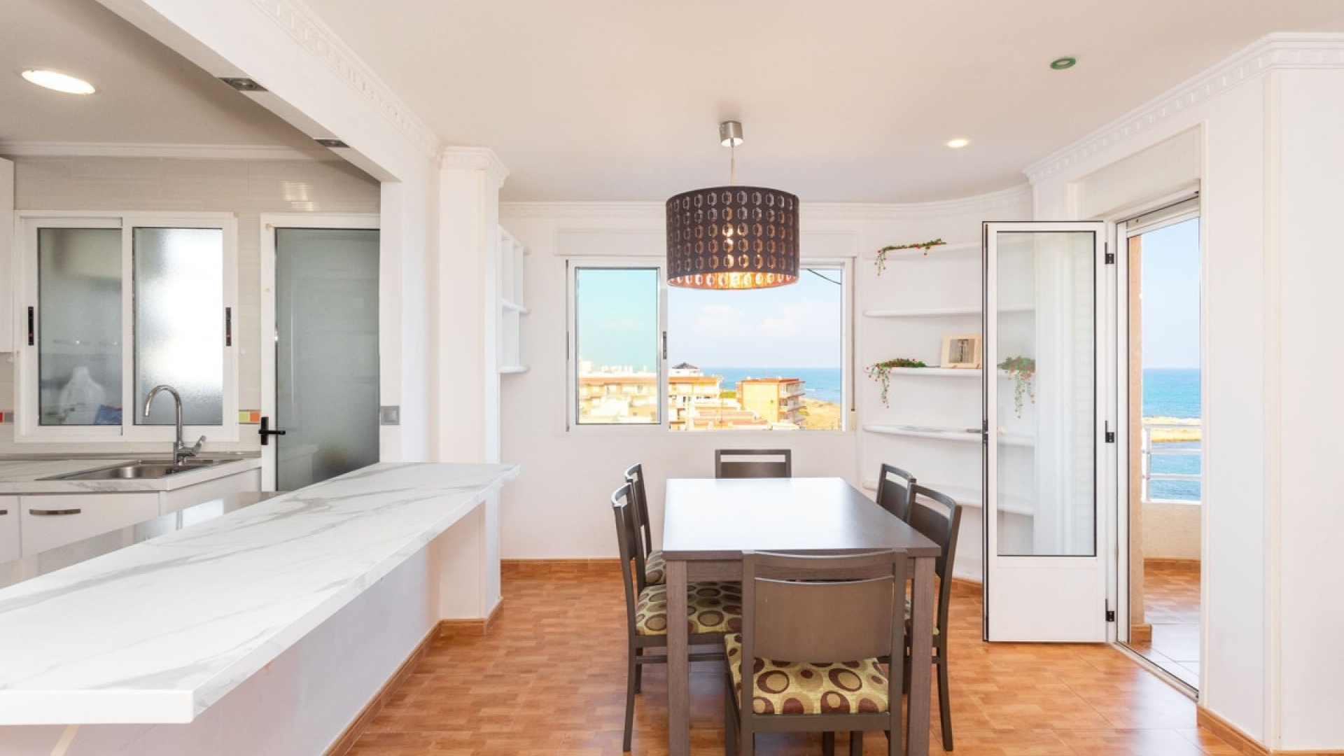 Återförsäljning - Lägenhet - Torrevieja - La Mata