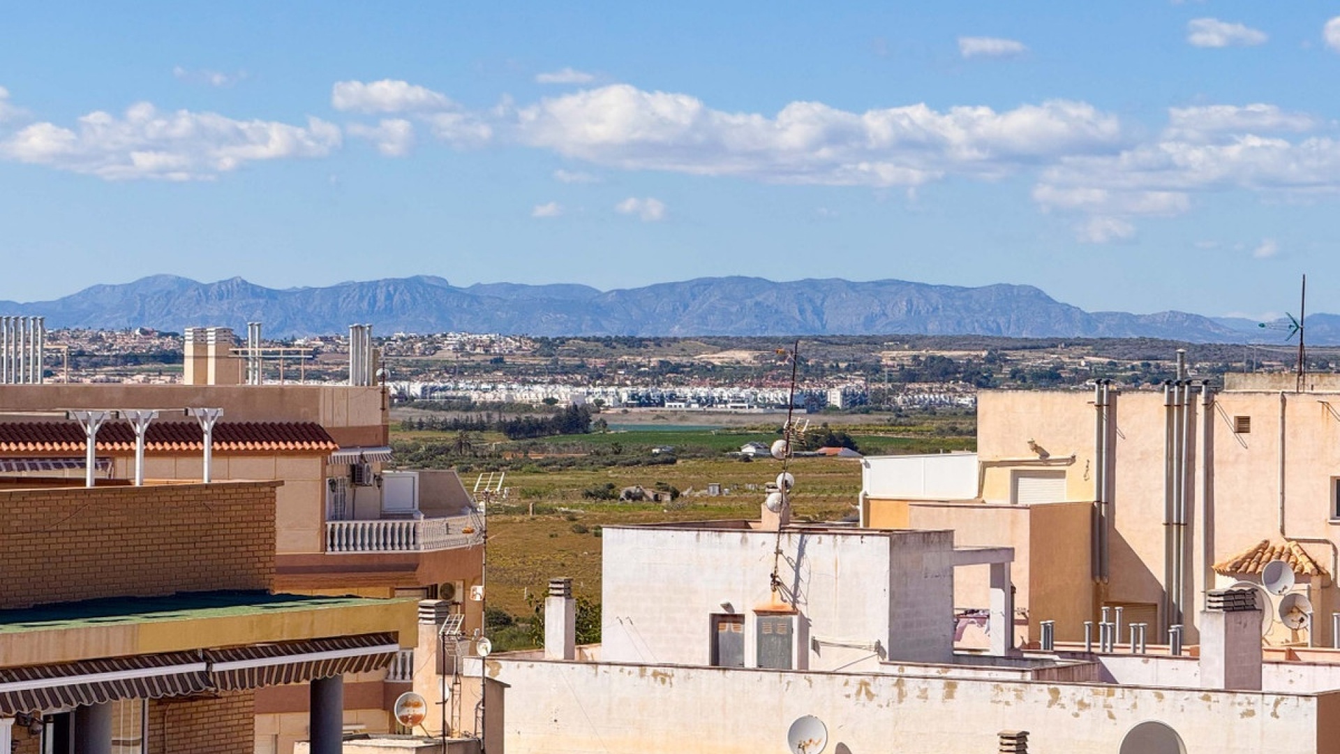 Återförsäljning - Lägenhet - Torrevieja - La Mata