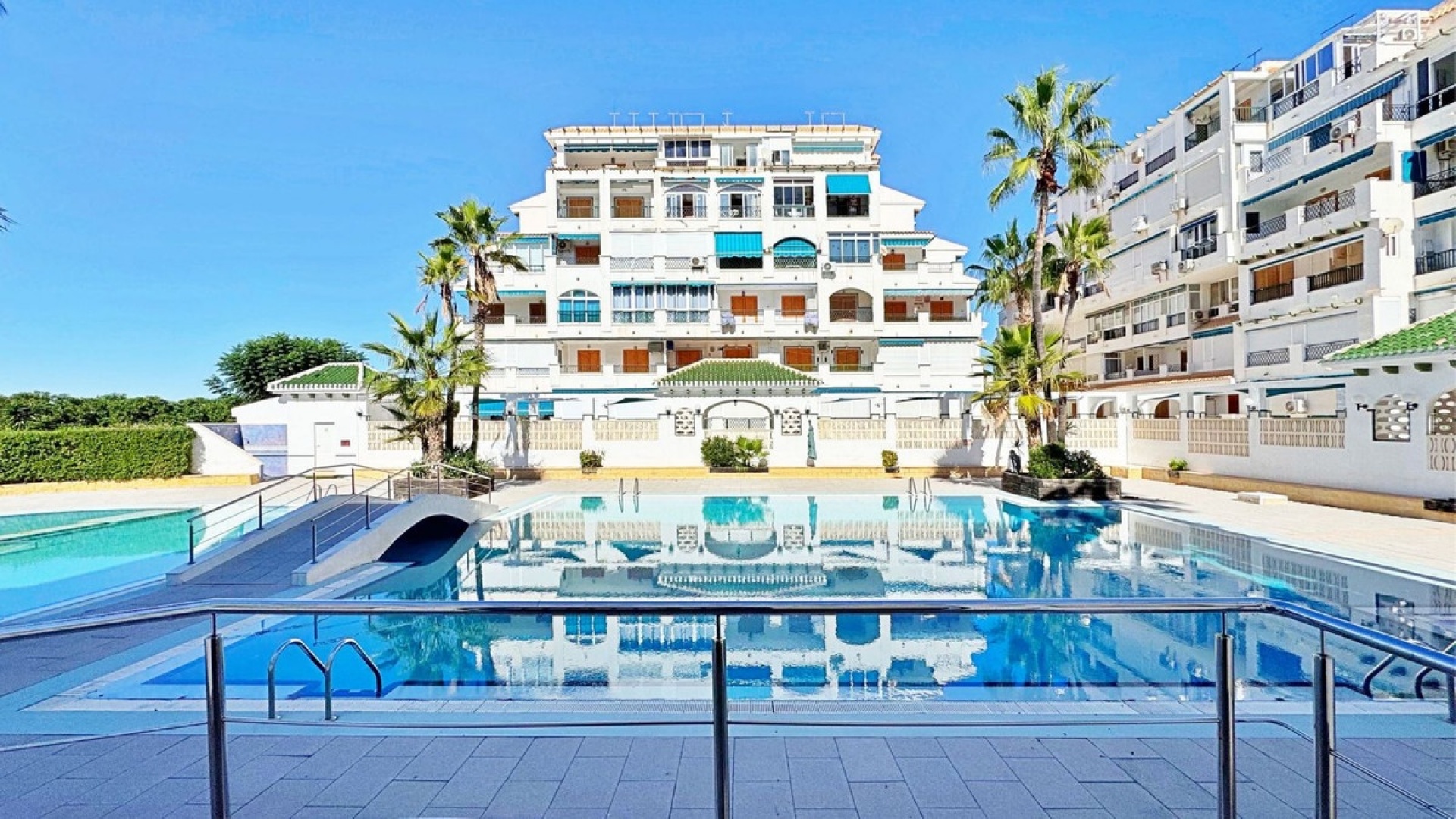 Återförsäljning - Lägenhet - Torrevieja - La Mata