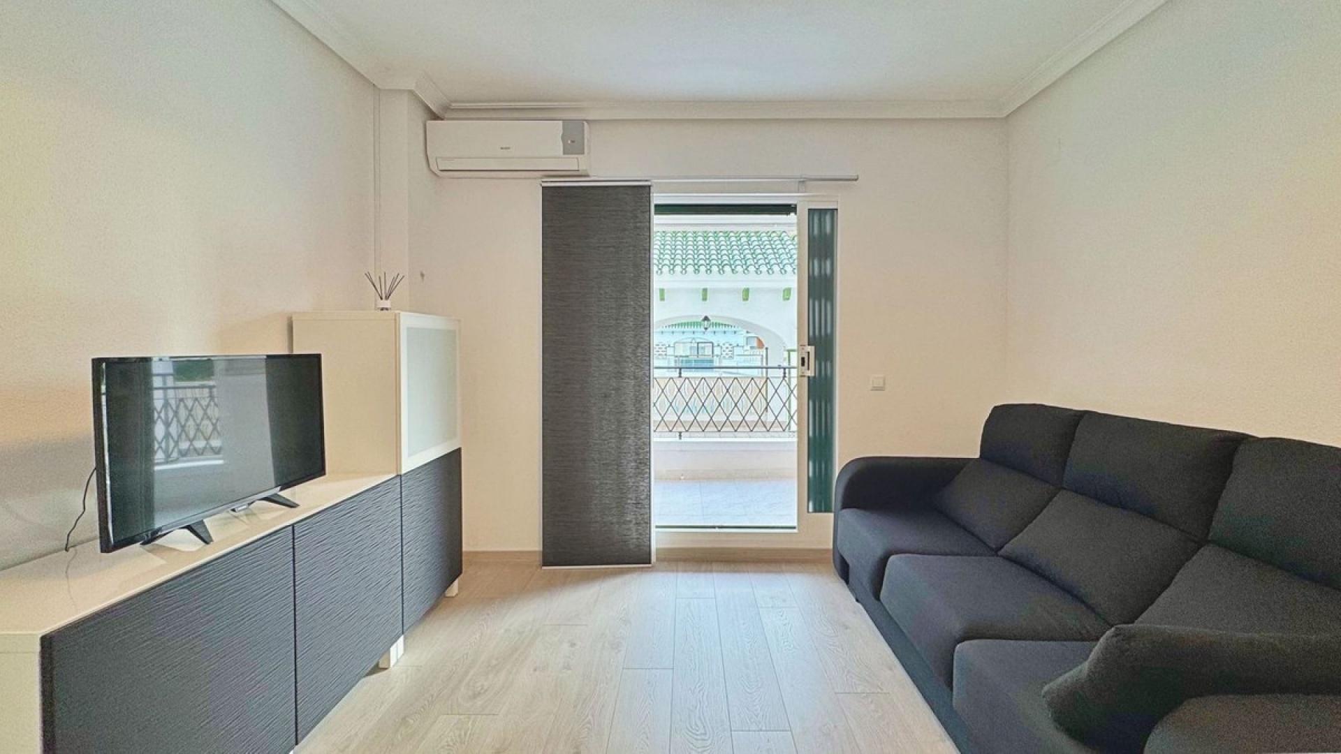 Återförsäljning - Lägenhet - Torrevieja - La Mata