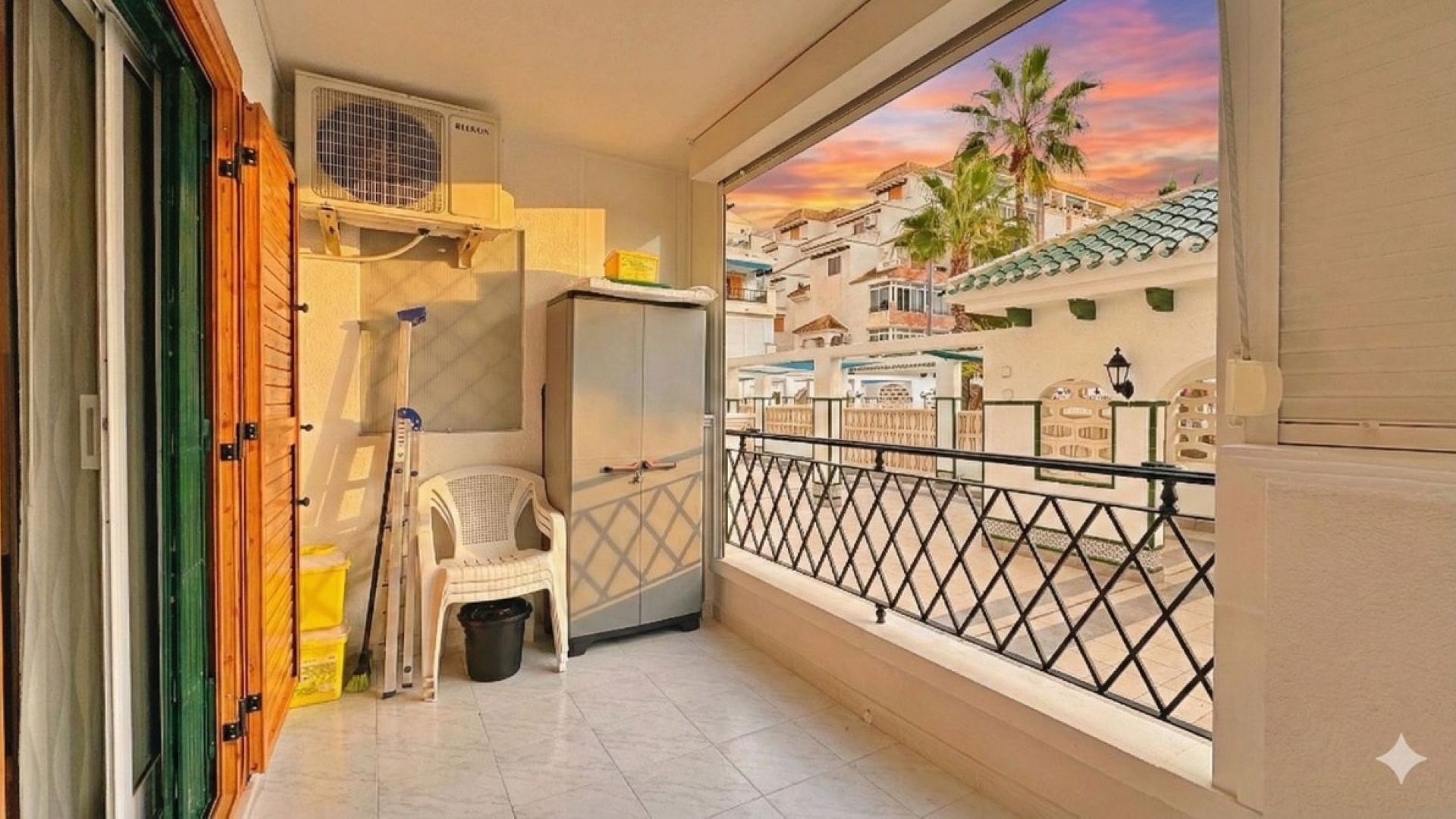 Återförsäljning - Lägenhet - Torrevieja - La Mata