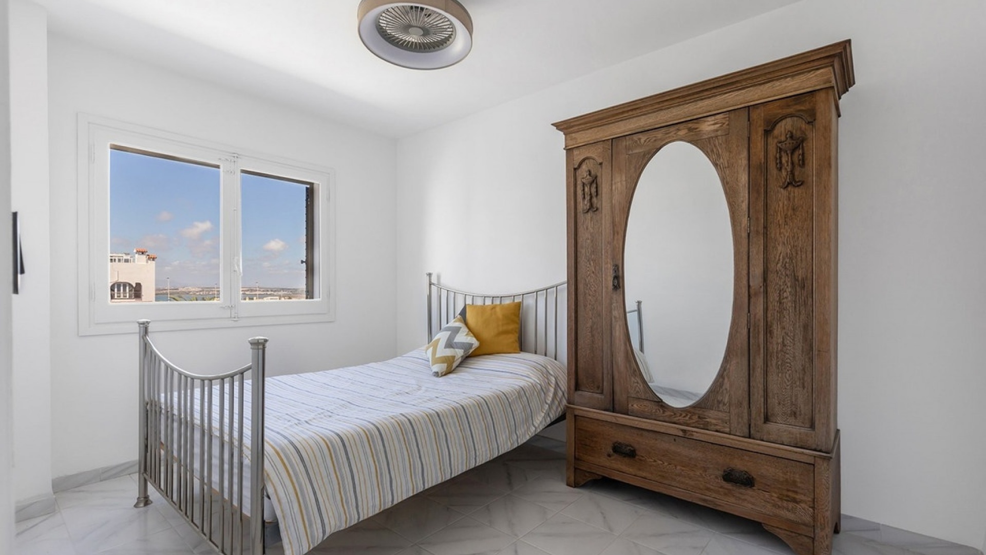 Återförsäljning - Lägenhet - Torrevieja - La Mata
