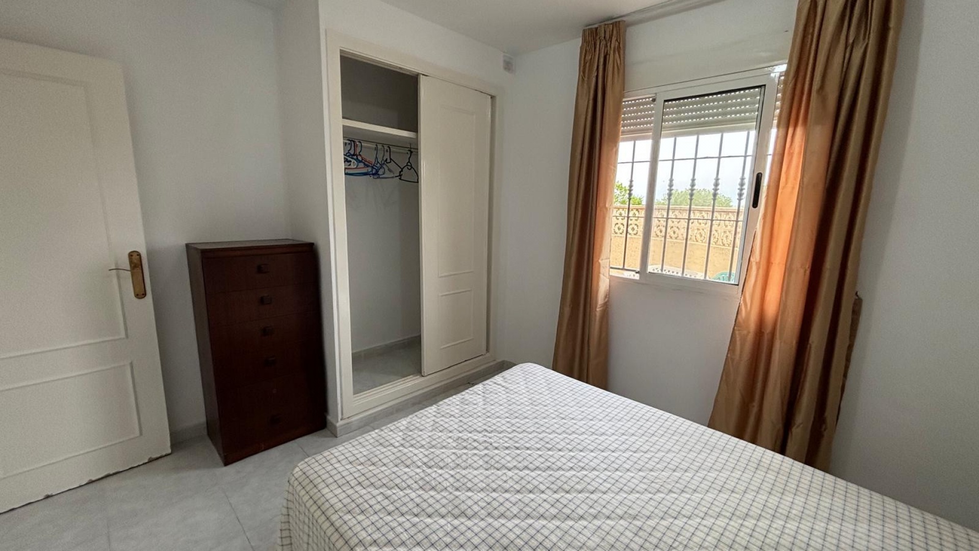 Återförsäljning - Lägenhet - Torrevieja - la siesta