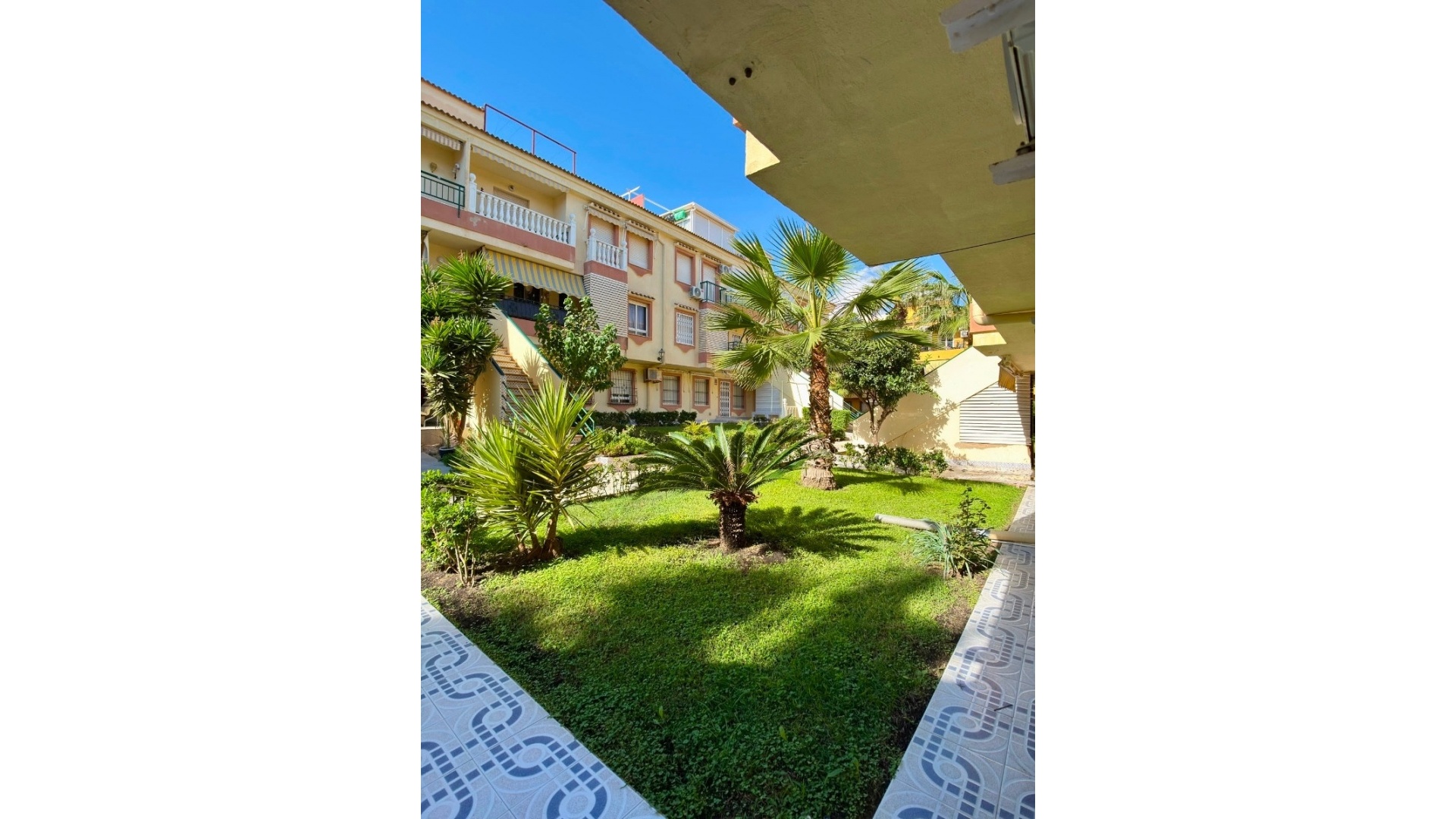 Återförsäljning - Lägenhet - Torrevieja - La Veleta