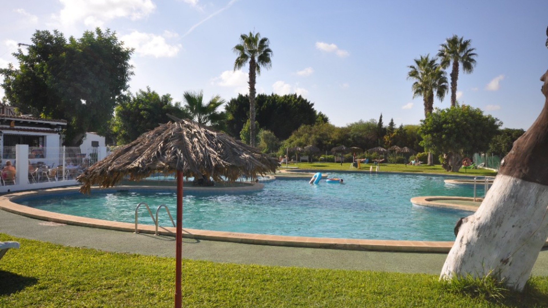 Återförsäljning - Lägenhet - Torrevieja - Lago Jardin