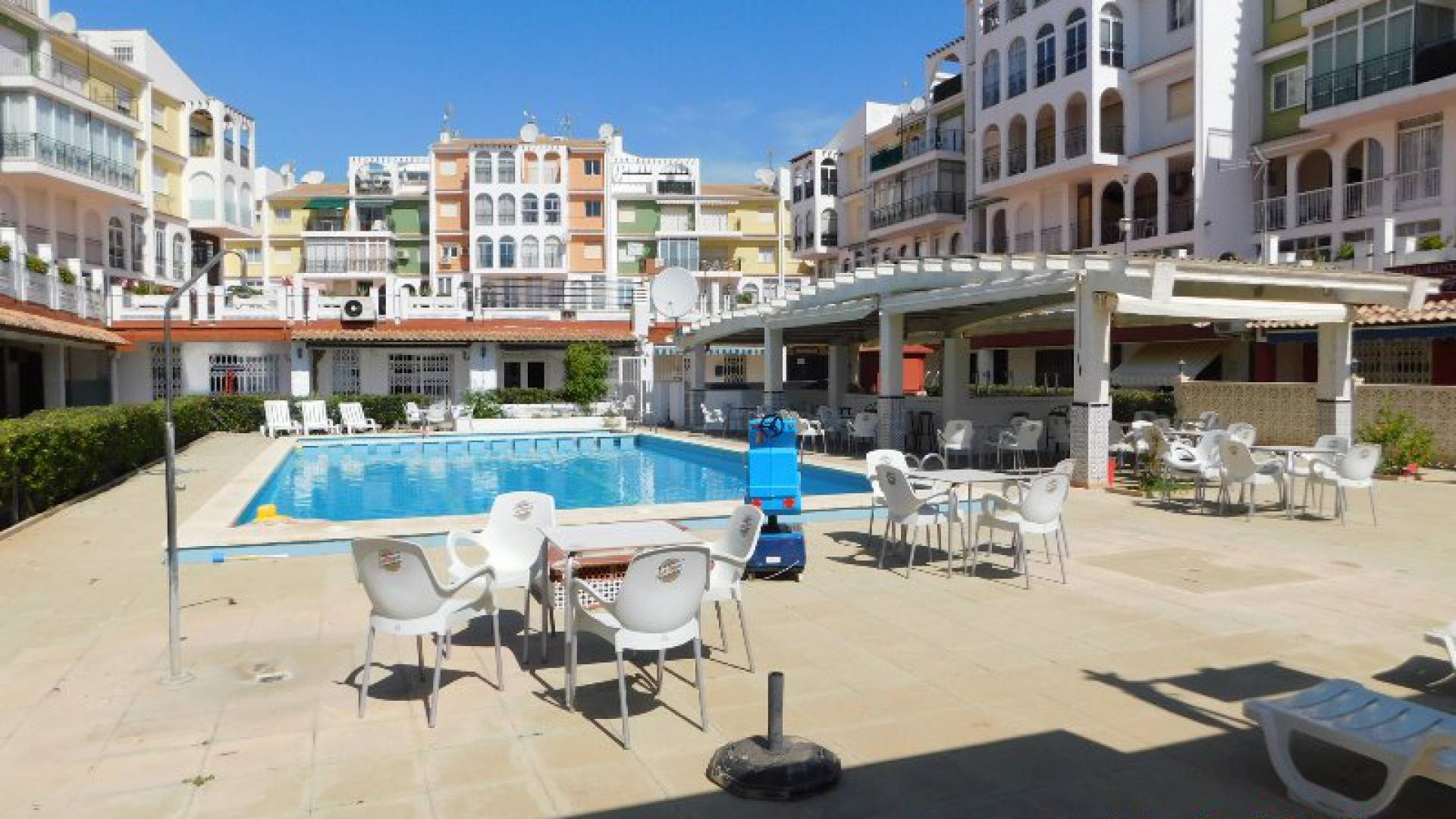 Återförsäljning - Lägenhet - Torrevieja - mar azul