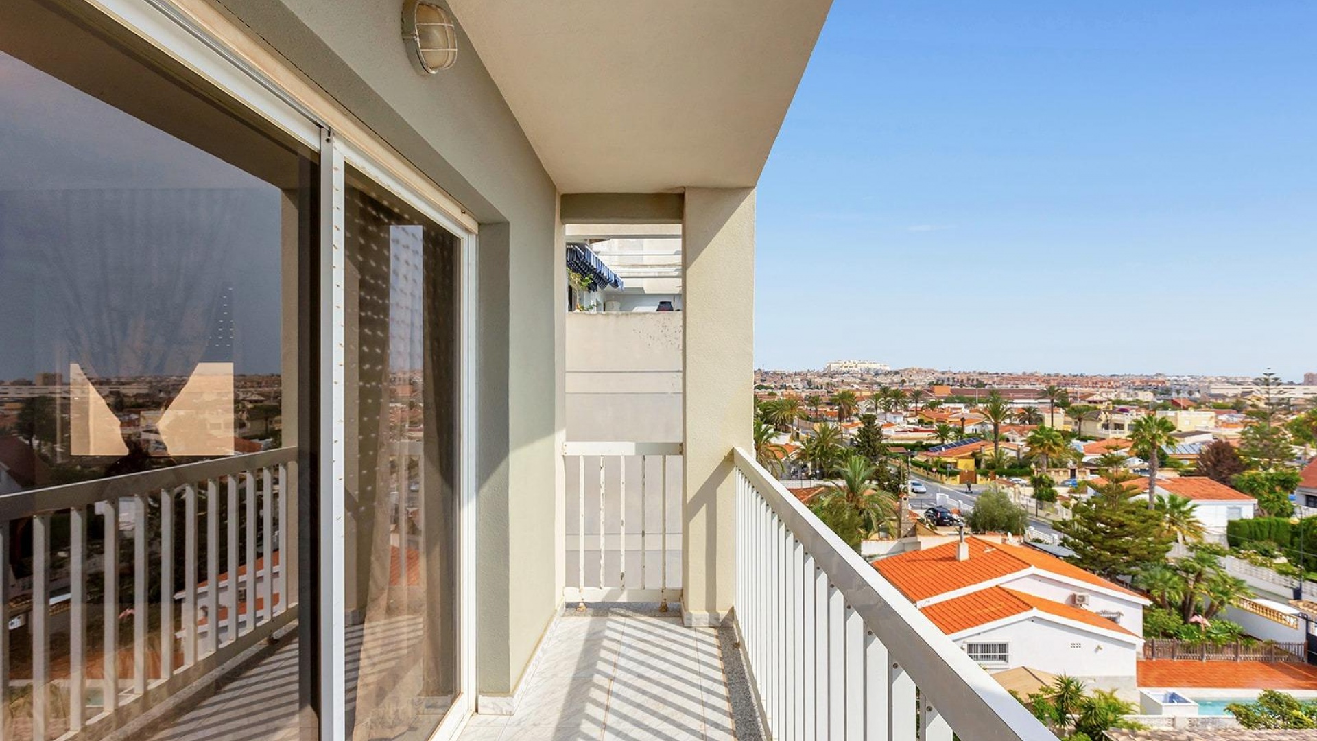 Återförsäljning - Lägenhet - Torrevieja - Nueva Torrevieja