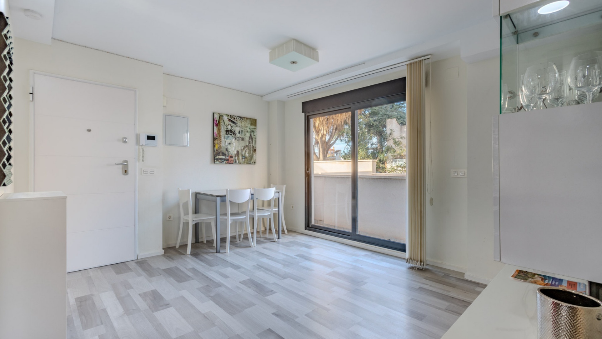 Återförsäljning - Lägenhet - Torrevieja - Nueva Torrevieja