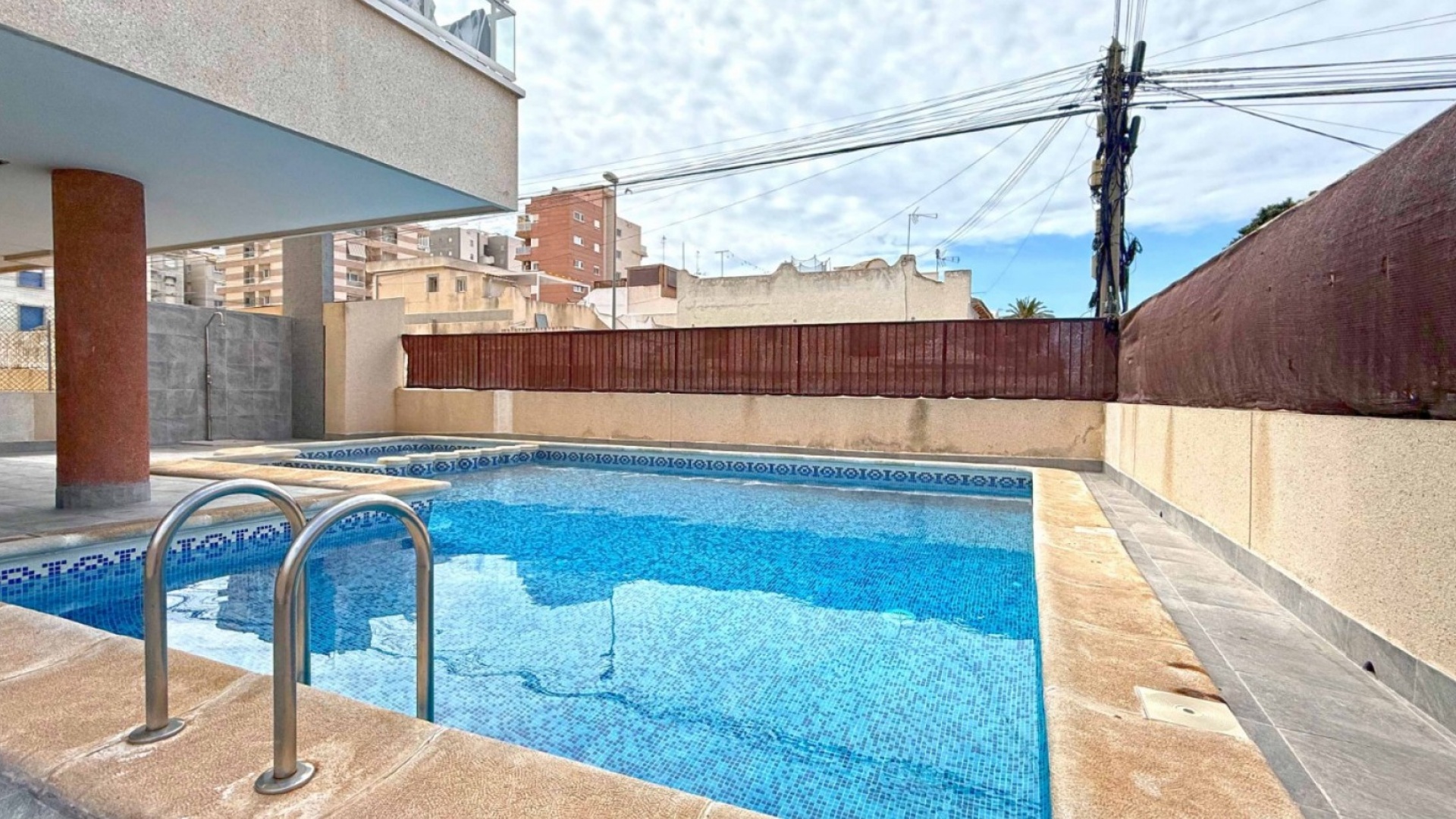 Återförsäljning - Lägenhet - Torrevieja - Nueva Torrevieja