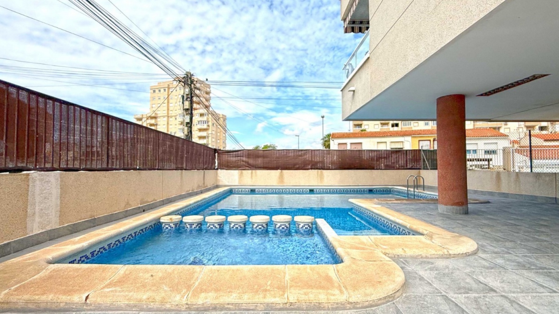 Återförsäljning - Lägenhet - Torrevieja - Nueva Torrevieja