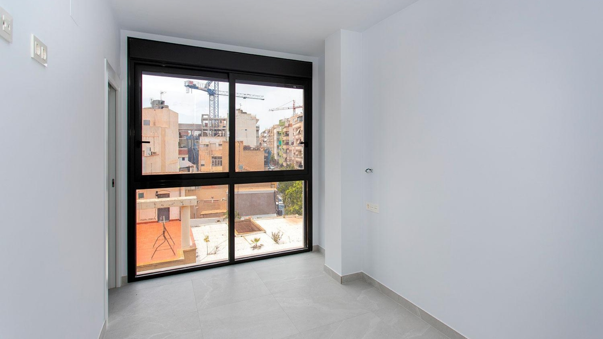 Återförsäljning - Lägenhet - Torrevieja - Paseo maritimo