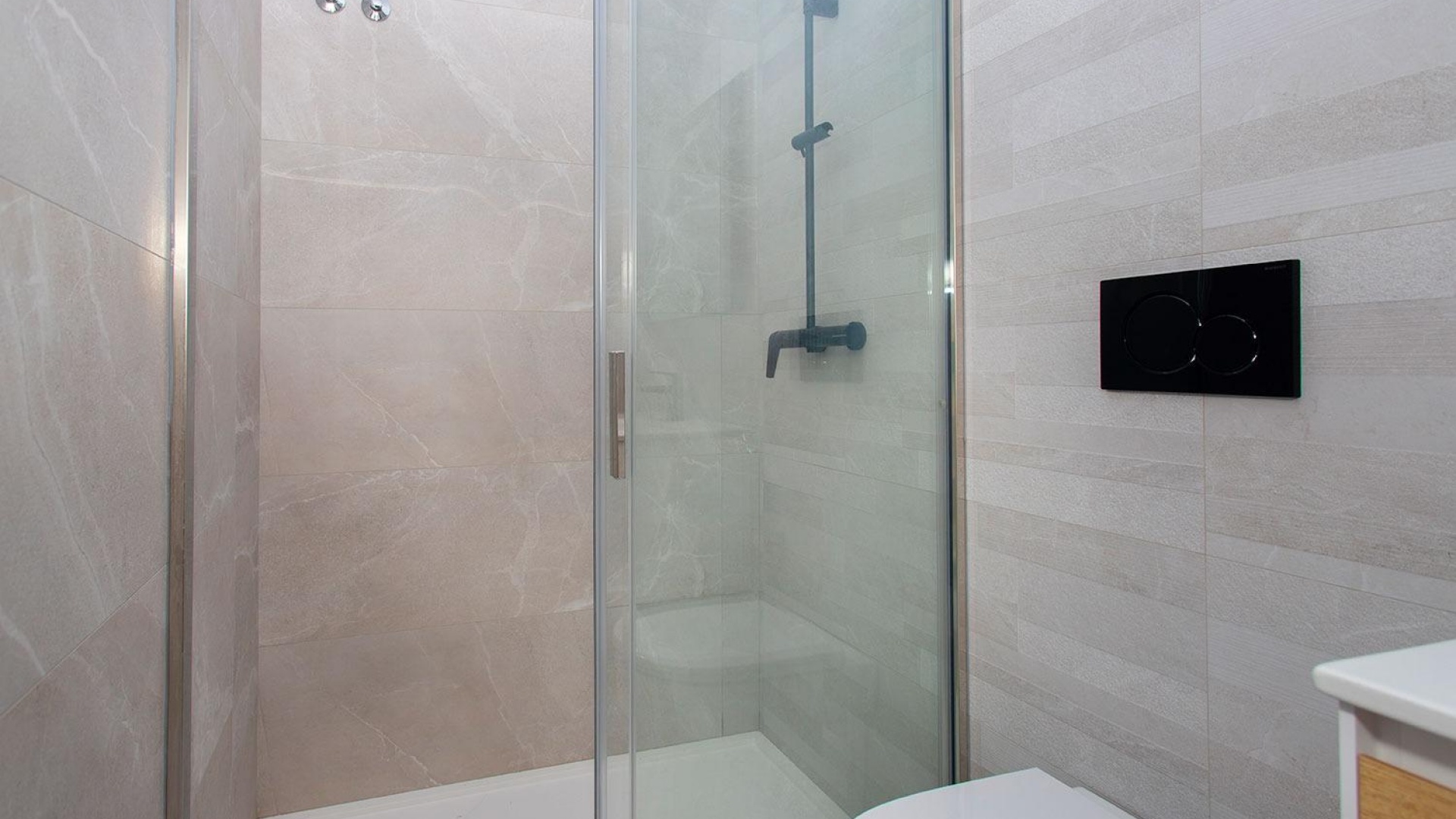 Återförsäljning - Lägenhet - Torrevieja - Paseo maritimo