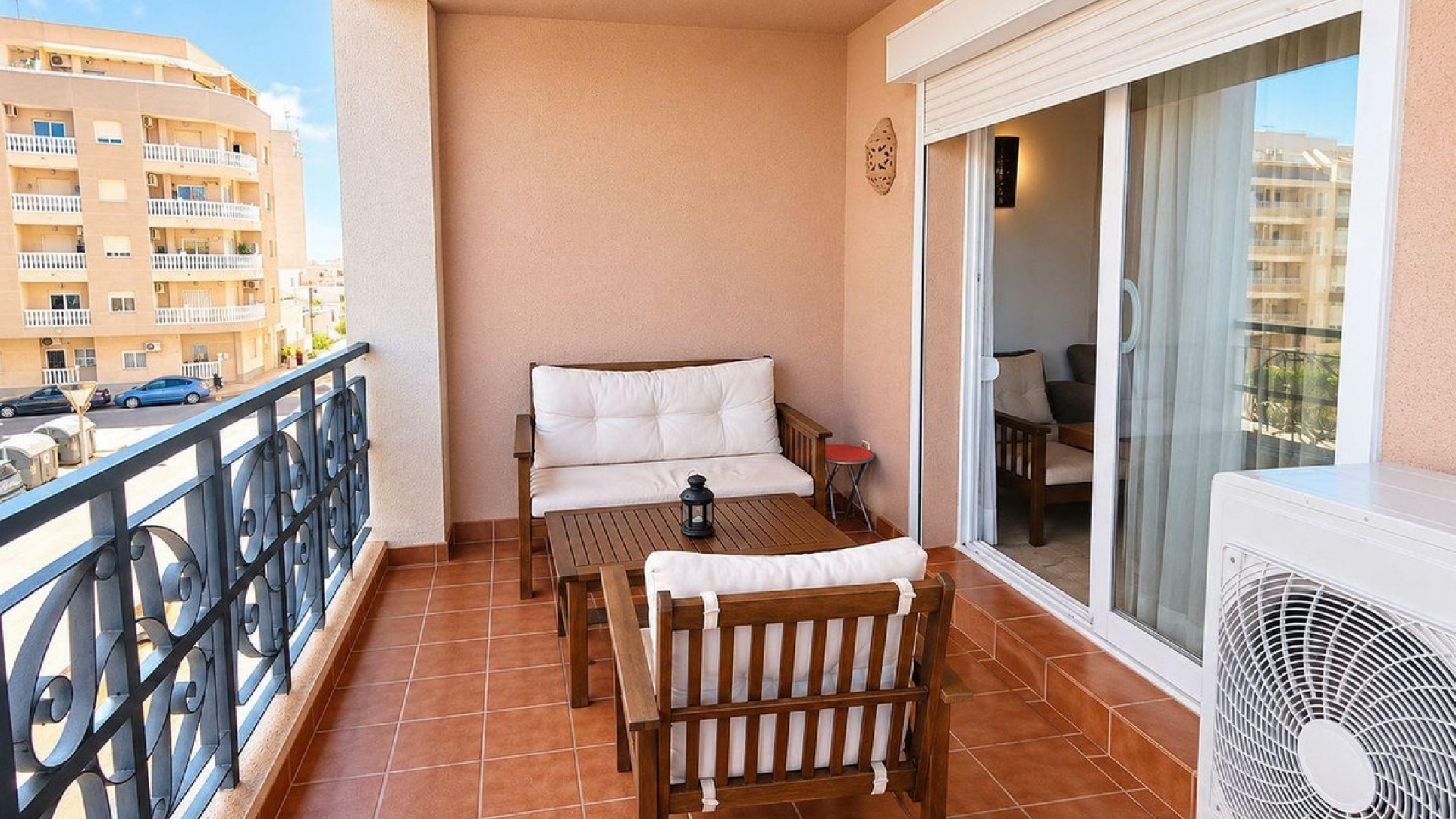 Återförsäljning - Lägenhet - Torrevieja - Playa De Los Locos