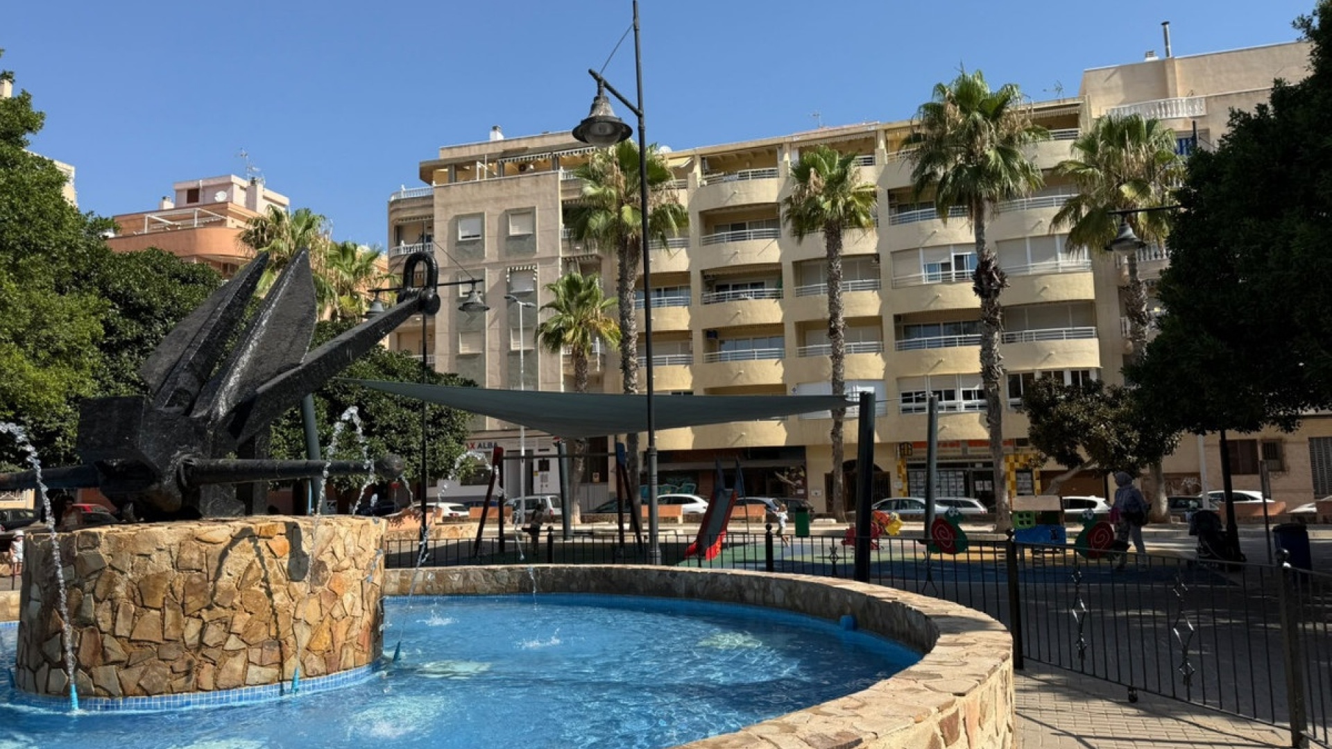 Återförsäljning - Lägenhet - Torrevieja - Playa De Los Locos