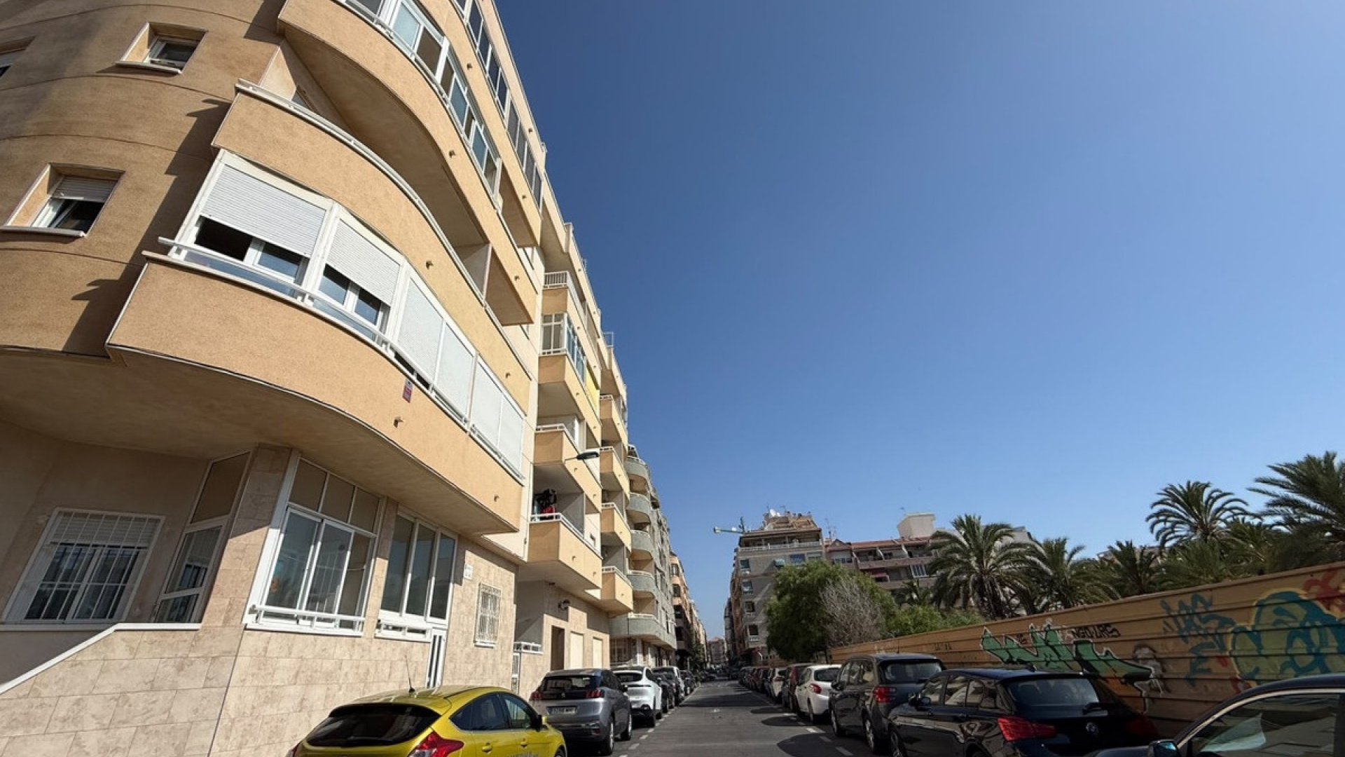 Återförsäljning - Lägenhet - Torrevieja - Playa De Los Locos