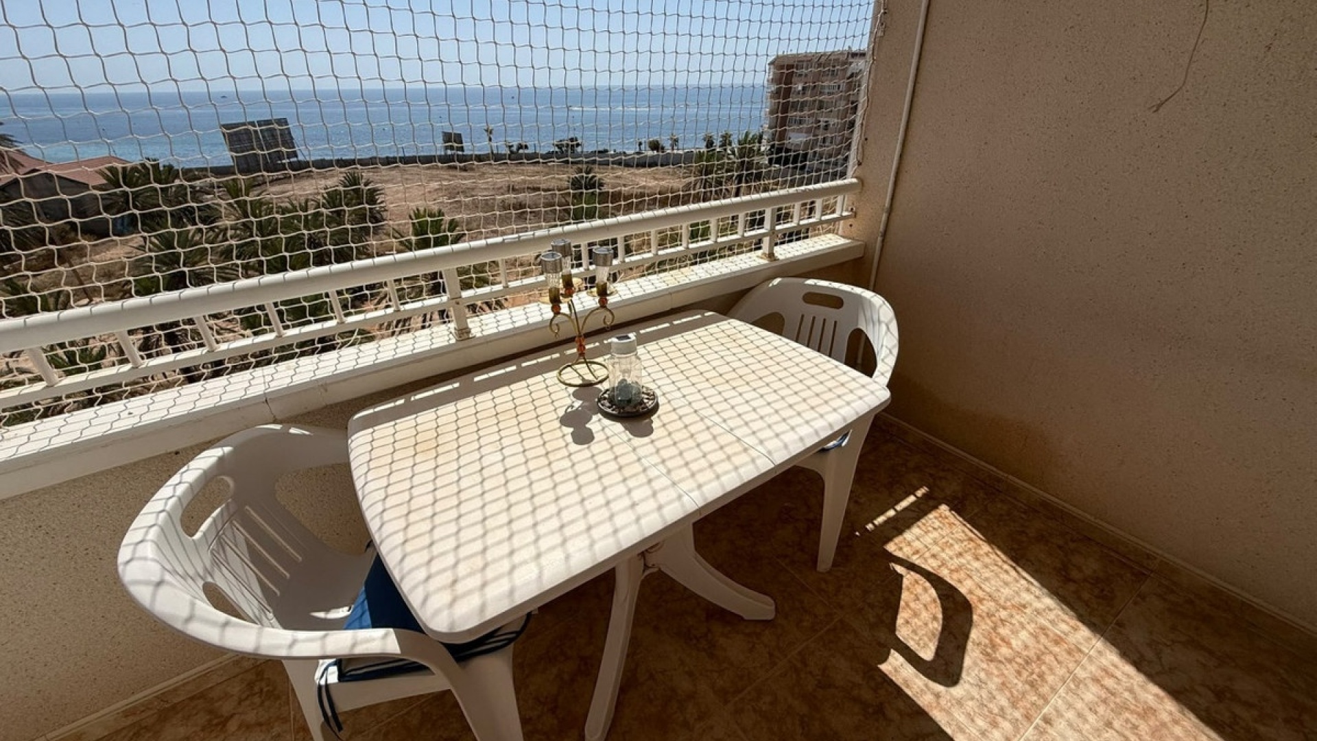 Återförsäljning - Lägenhet - Torrevieja - Playa De Los Locos