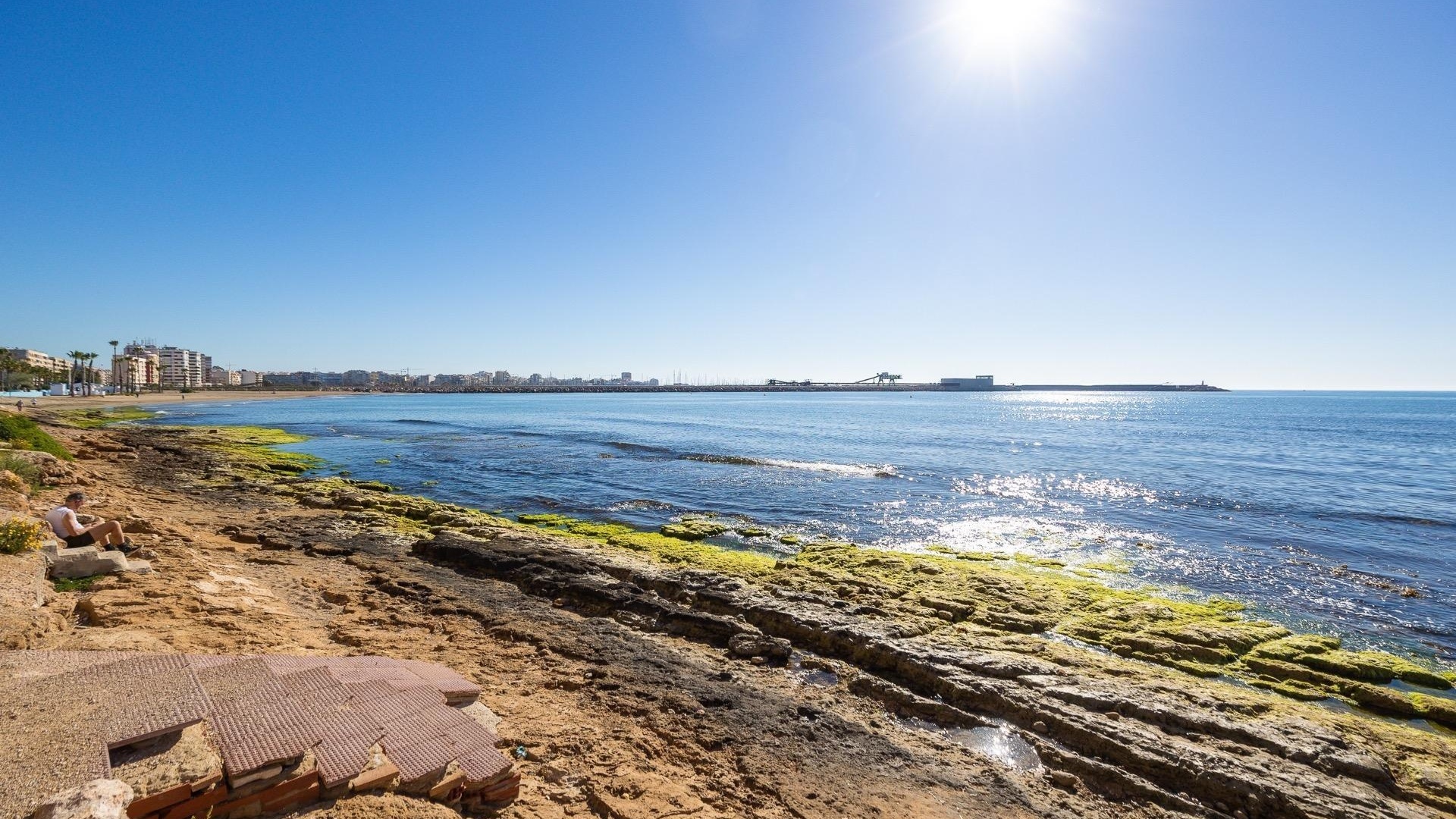 Återförsäljning - Lägenhet - Torrevieja - Playa de los Naufragos