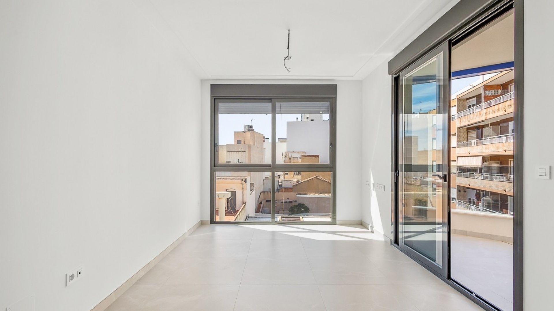 Återförsäljning - Lägenhet - Torrevieja - Playa Del Cura