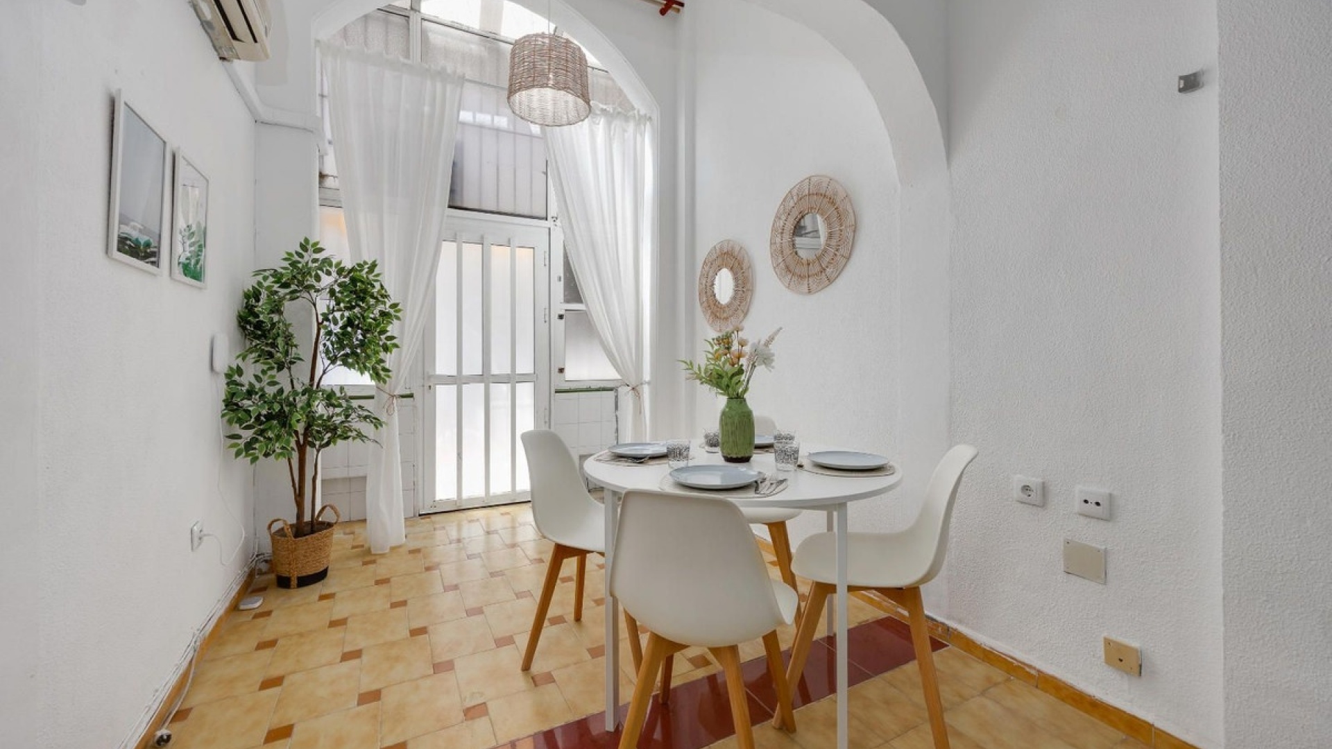 Återförsäljning - Lägenhet - Torrevieja - Playa Del Cura