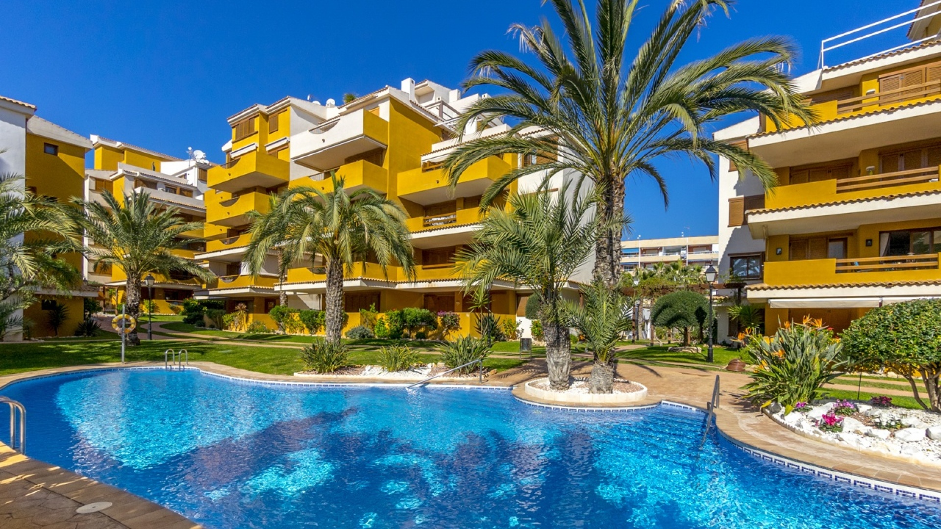 Återförsäljning - Lägenhet - Torrevieja - Punta Prima