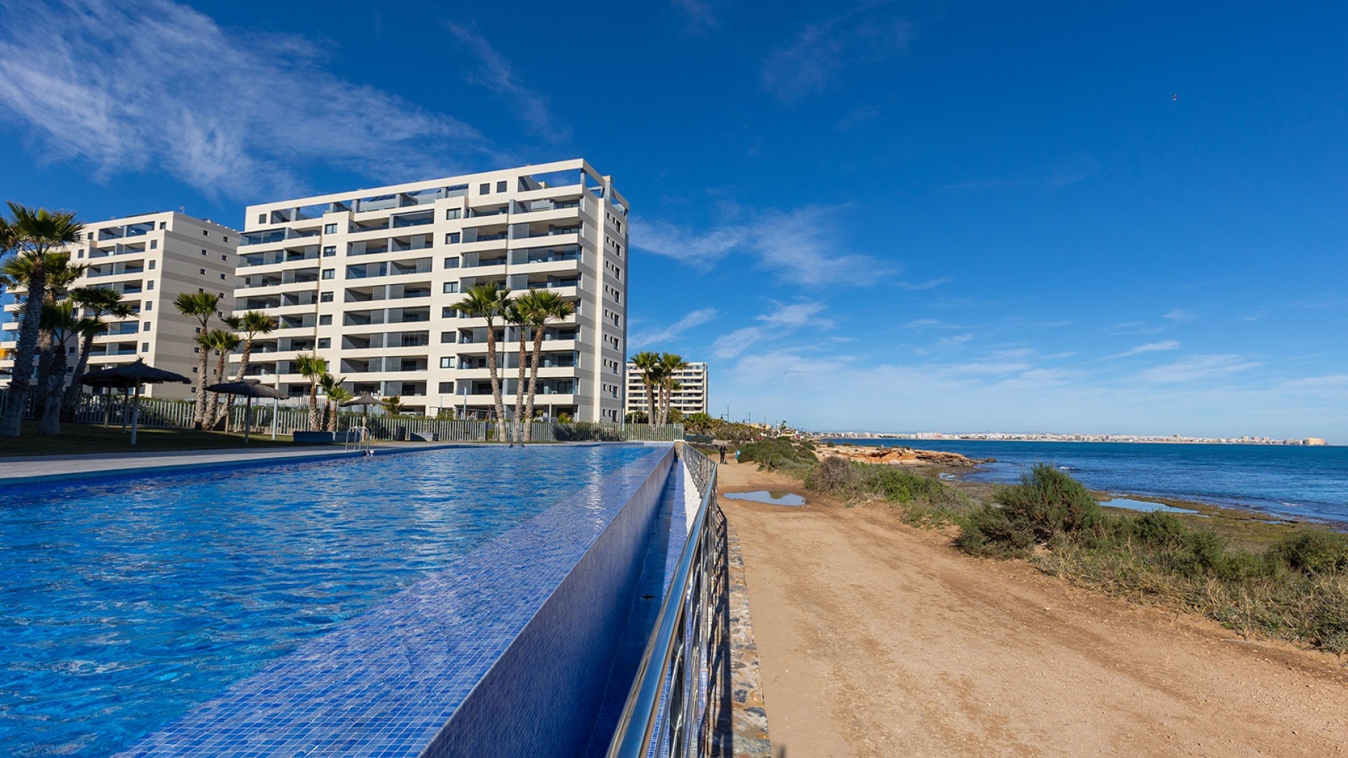 Återförsäljning - Lägenhet - Torrevieja - Punta Prima
