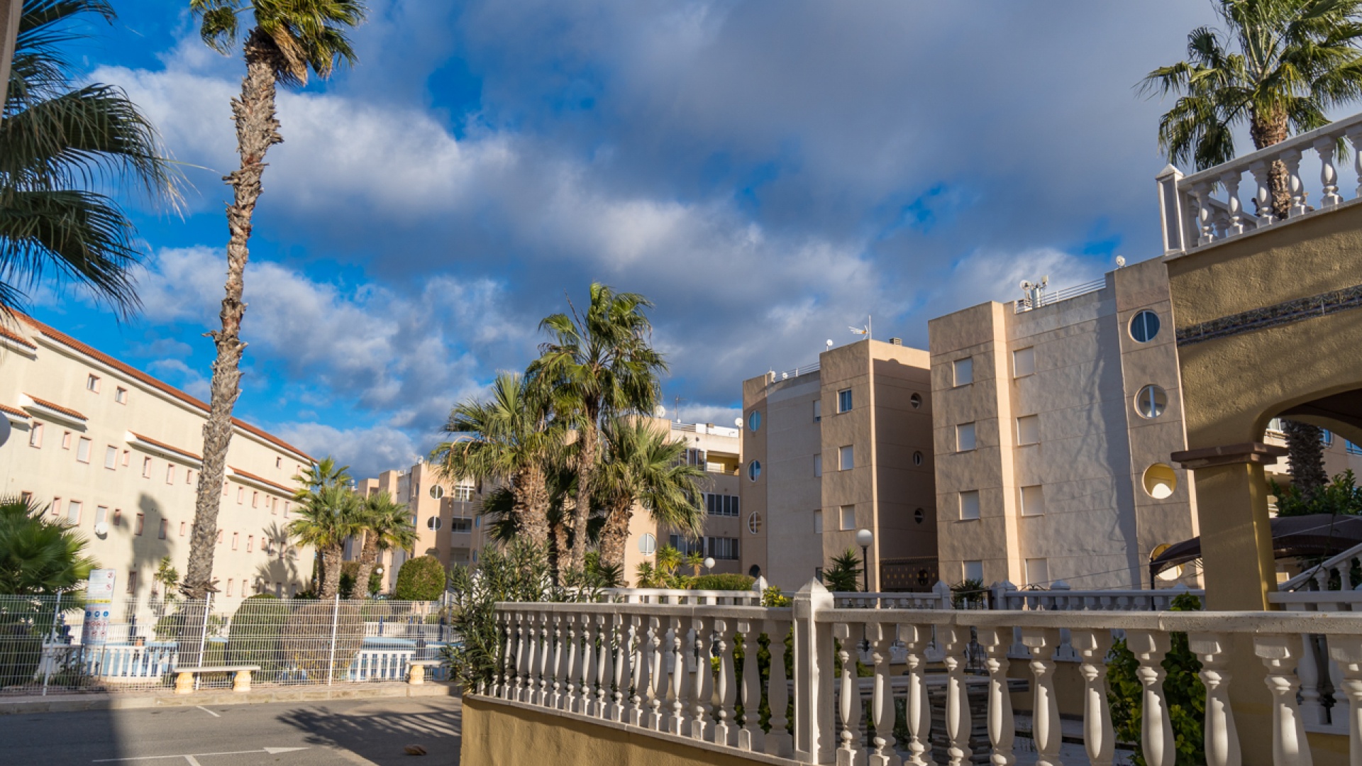 Återförsäljning - Lägenhet - Torrevieja - san luis