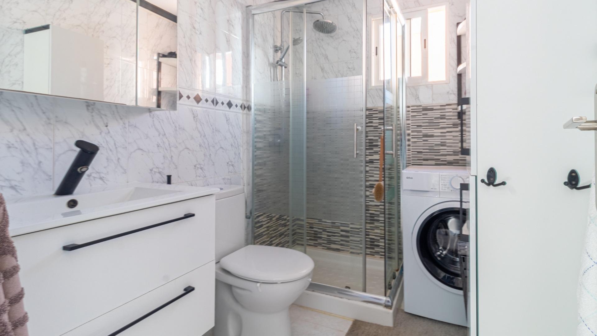 Återförsäljning - Lägenhet - Torrevieja - Torreblanca