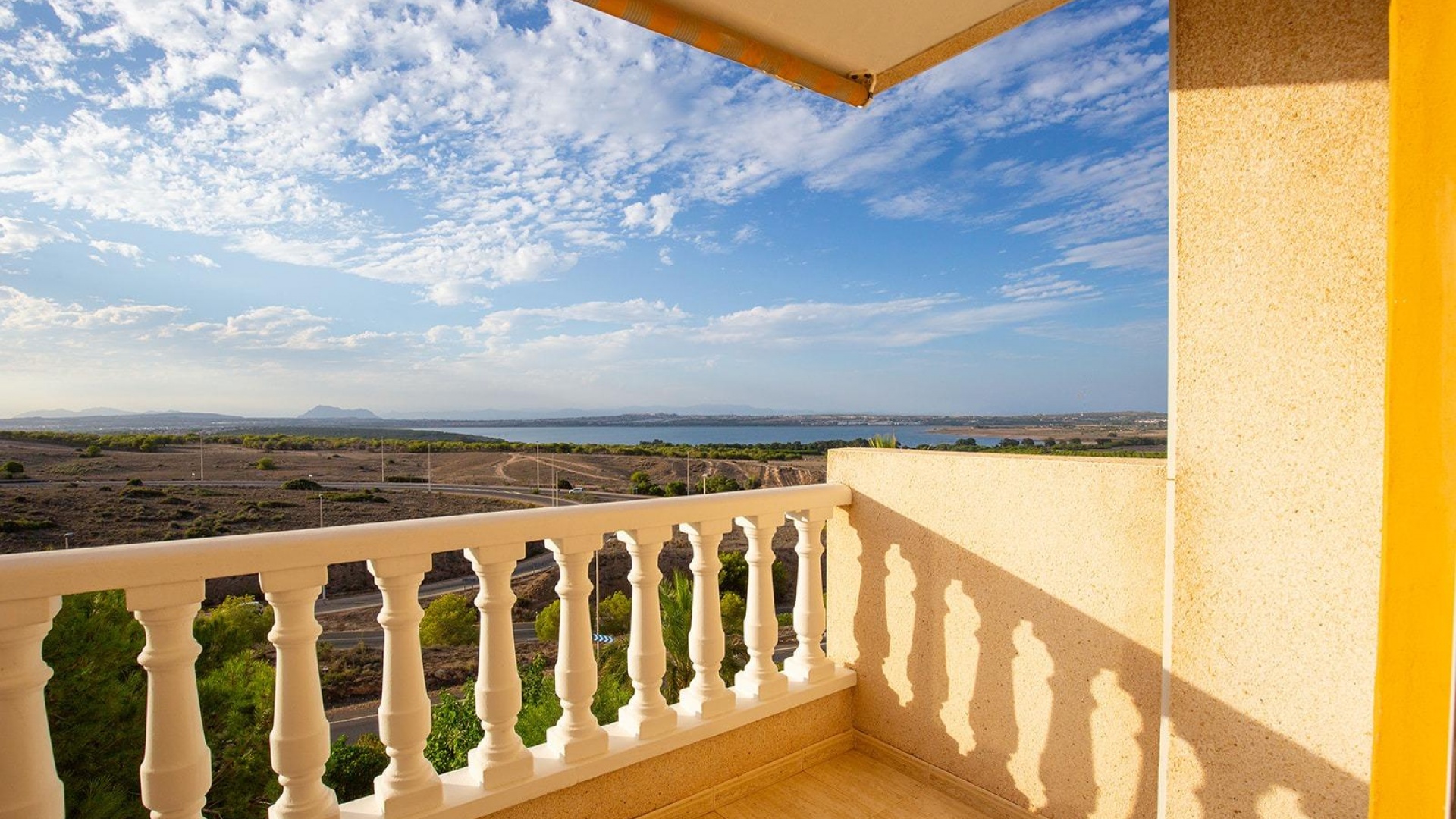 Återförsäljning - Lägenhet - Torrevieja - Torreblanca