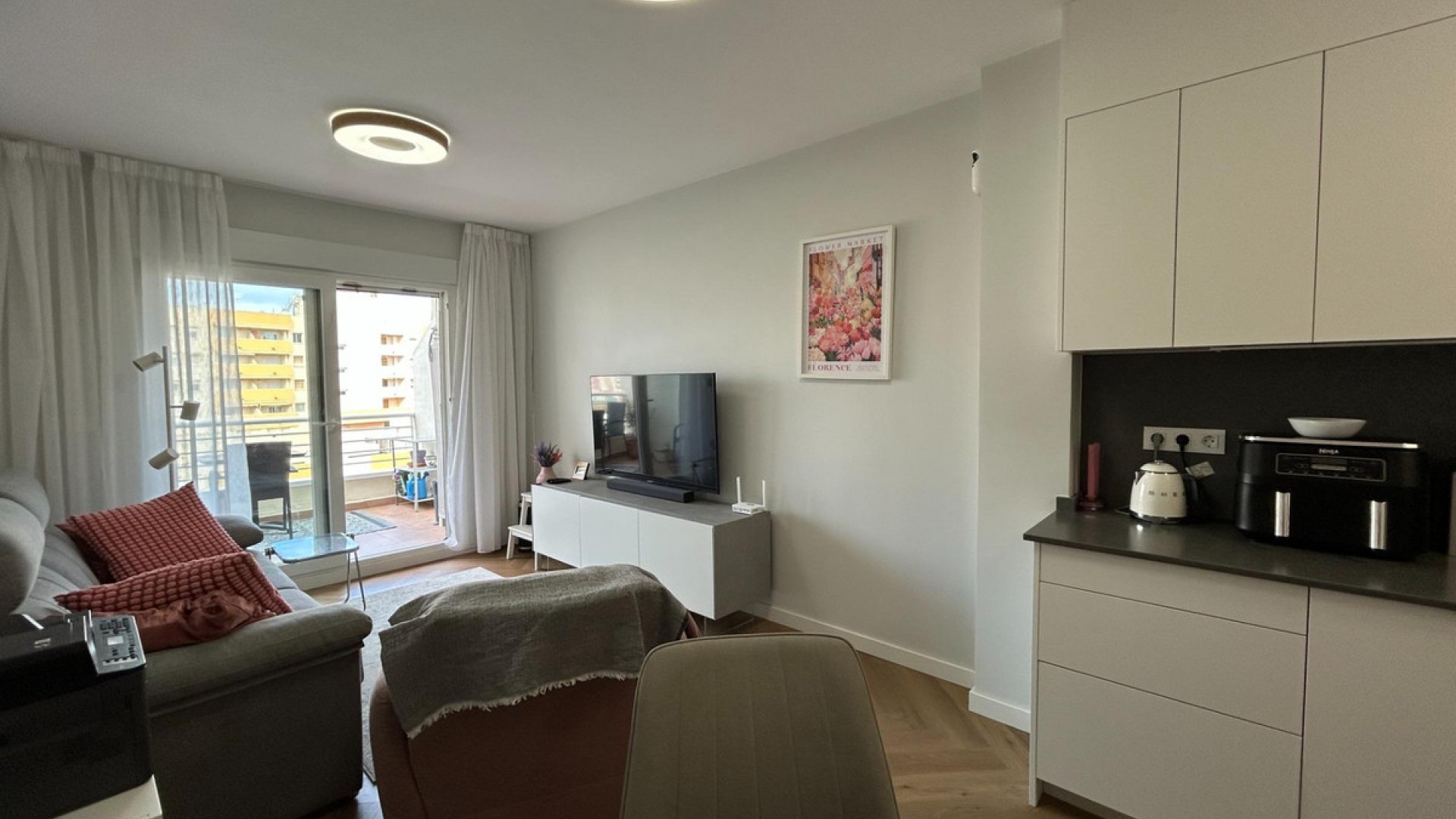 Återförsäljning - Lägenhet - Torrevieja - Torrevieja Centro