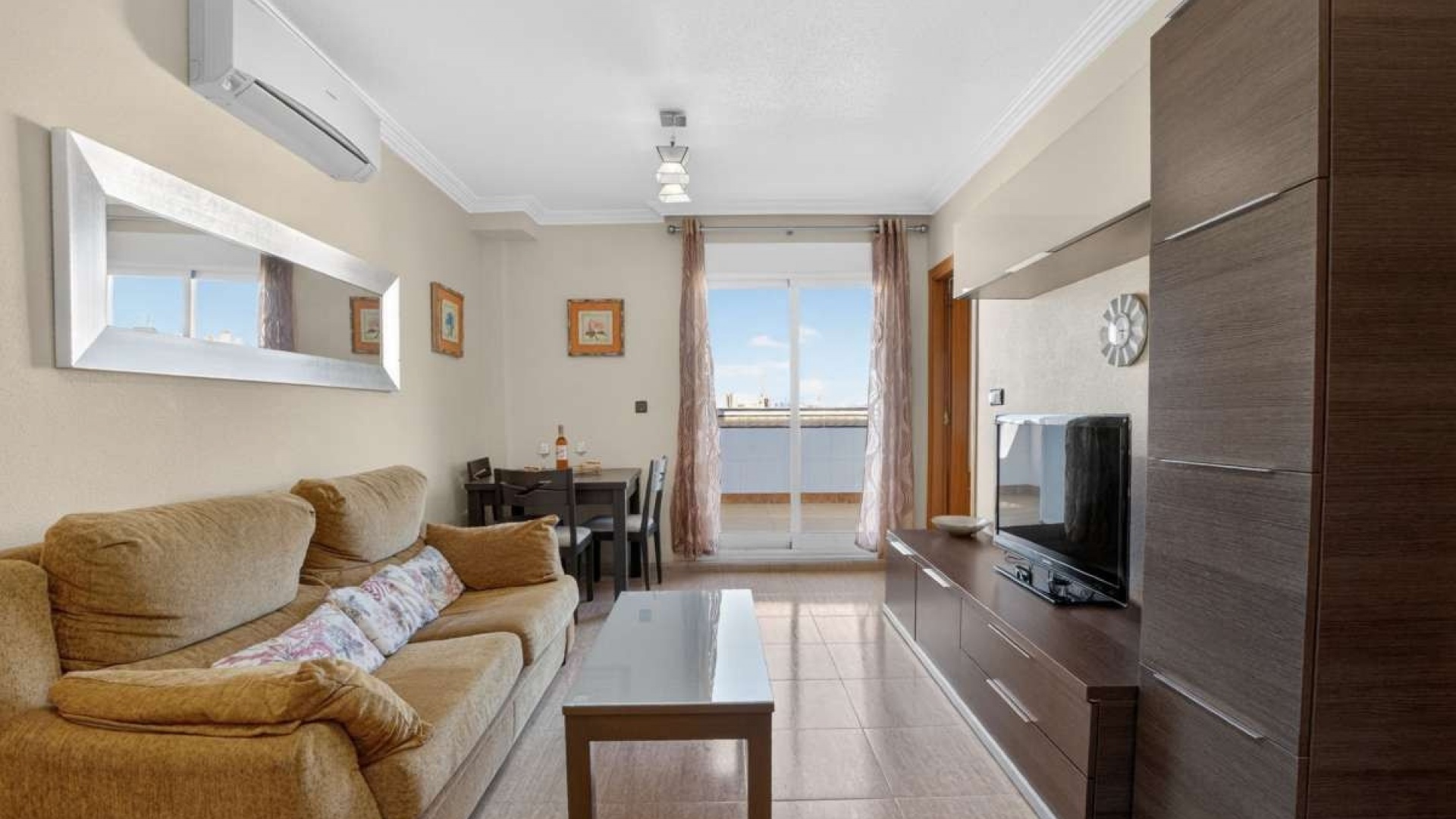 Återförsäljning - Lägenhet - Torrevieja - Torrevieja Centro