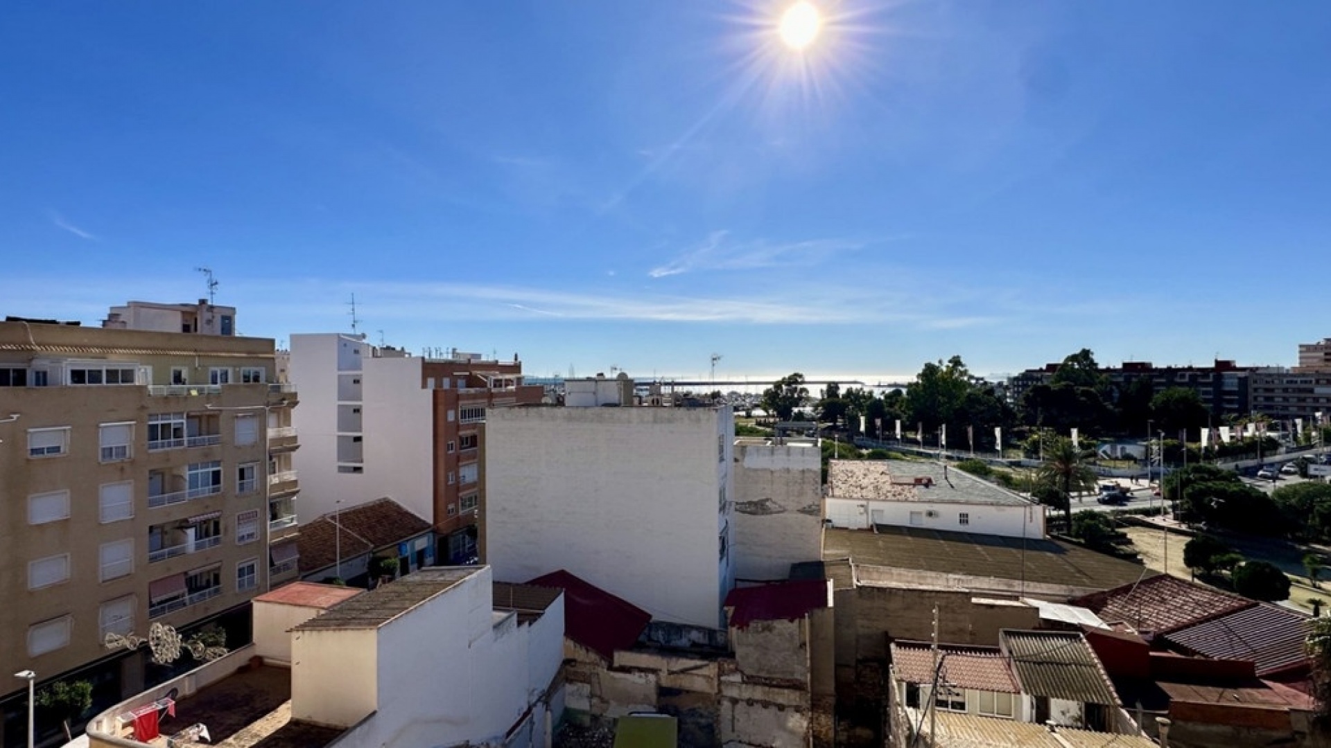 Återförsäljning - Lägenhet - Torrevieja - Torrevieja Centro