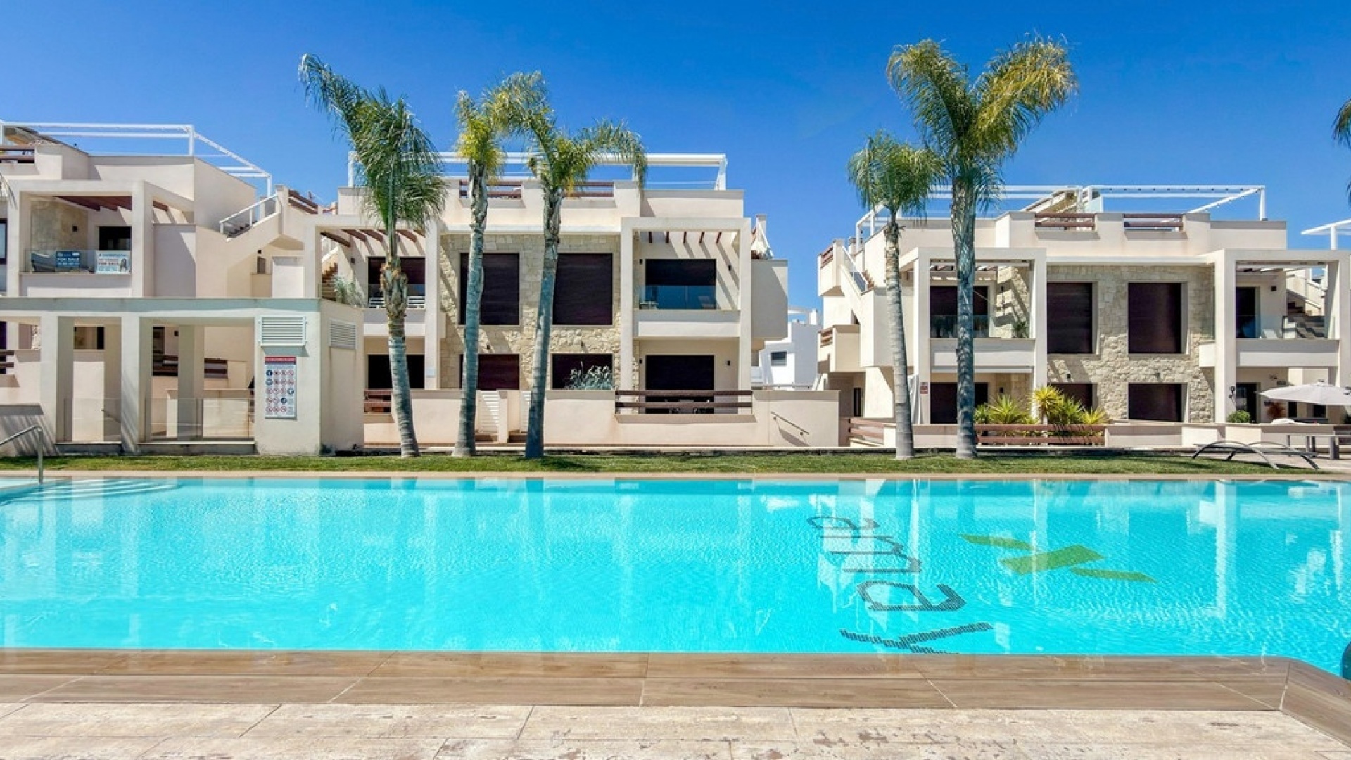 Återförsäljning - Lägenhet - Torrevieja - Torrevieja Centro
