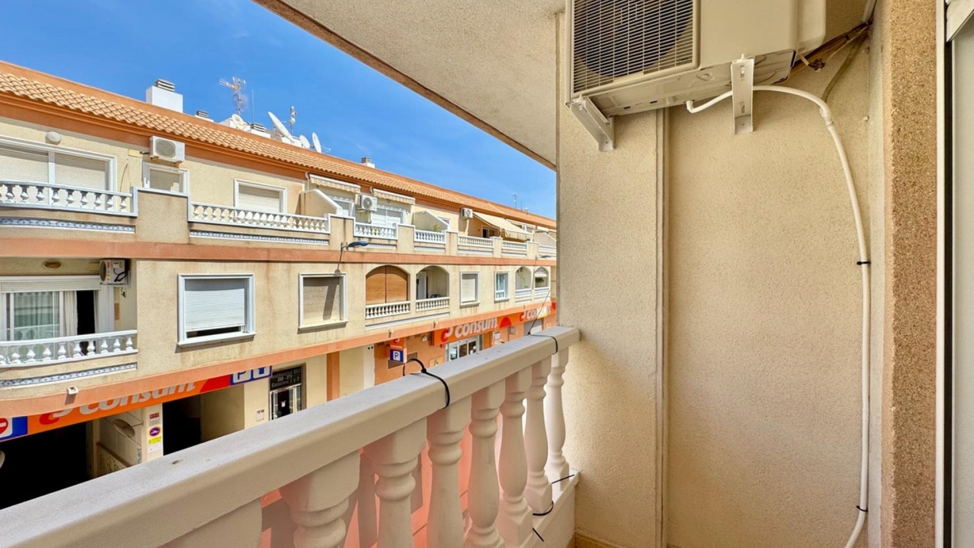 Återförsäljning - Lägenhet - Torrevieja - Torrevieja Centro