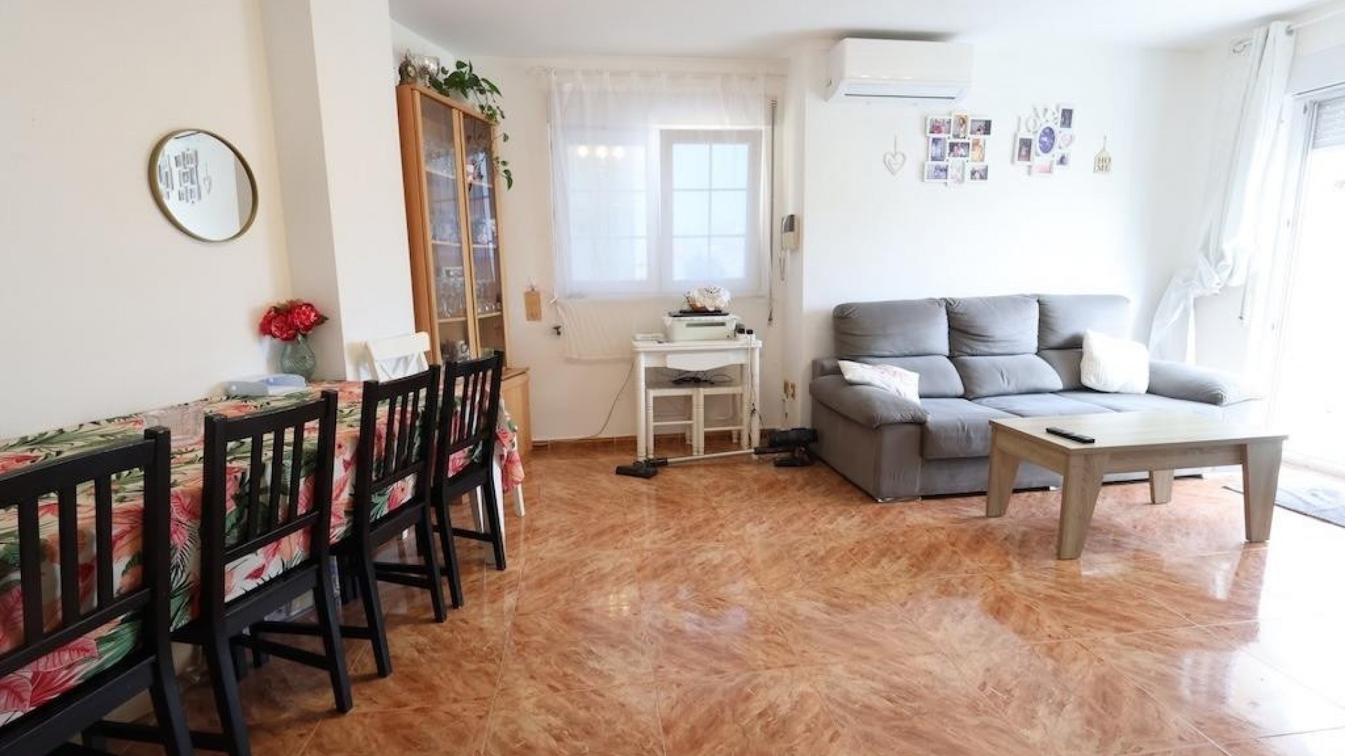 Återförsäljning - Lägenhet - Torrevieja - Torrevieja Centro