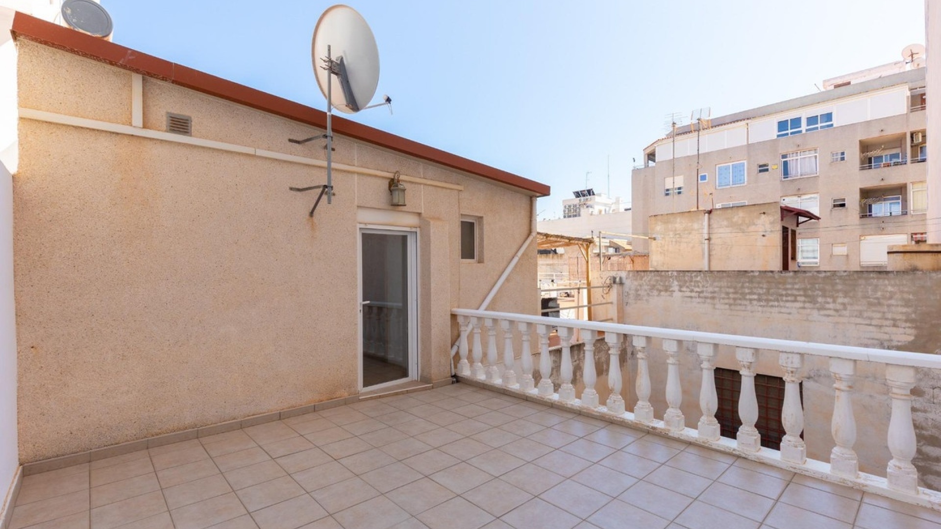 Återförsäljning - Lägenhet - Torrevieja - Torrevieja Centro