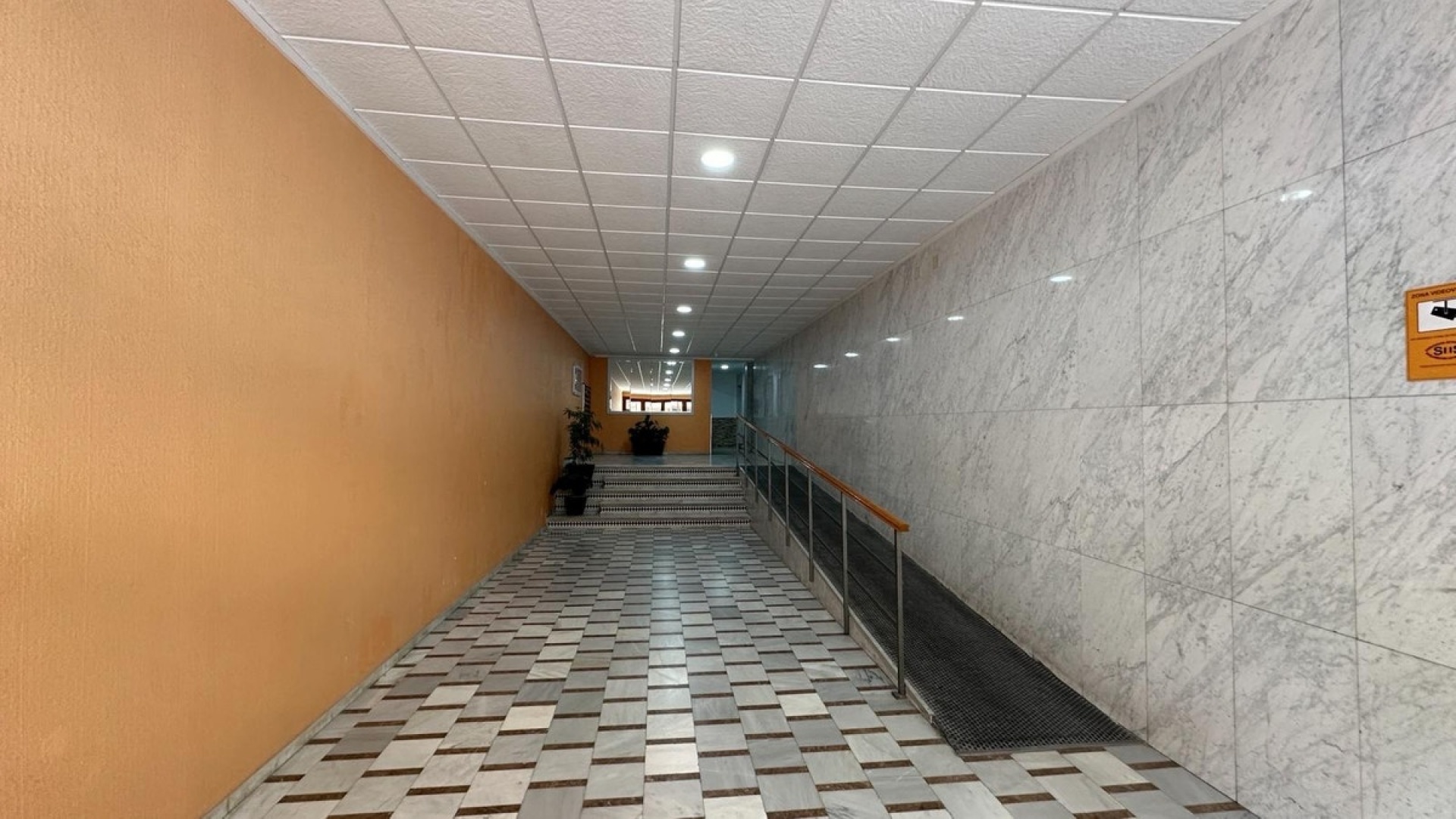 Återförsäljning - Lägenhet - Torrevieja - Torrevieja Centro