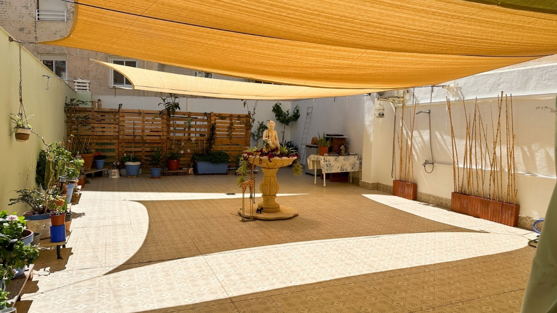 Återförsäljning - Lägenhet - Torrevieja - Torrevieja Centro