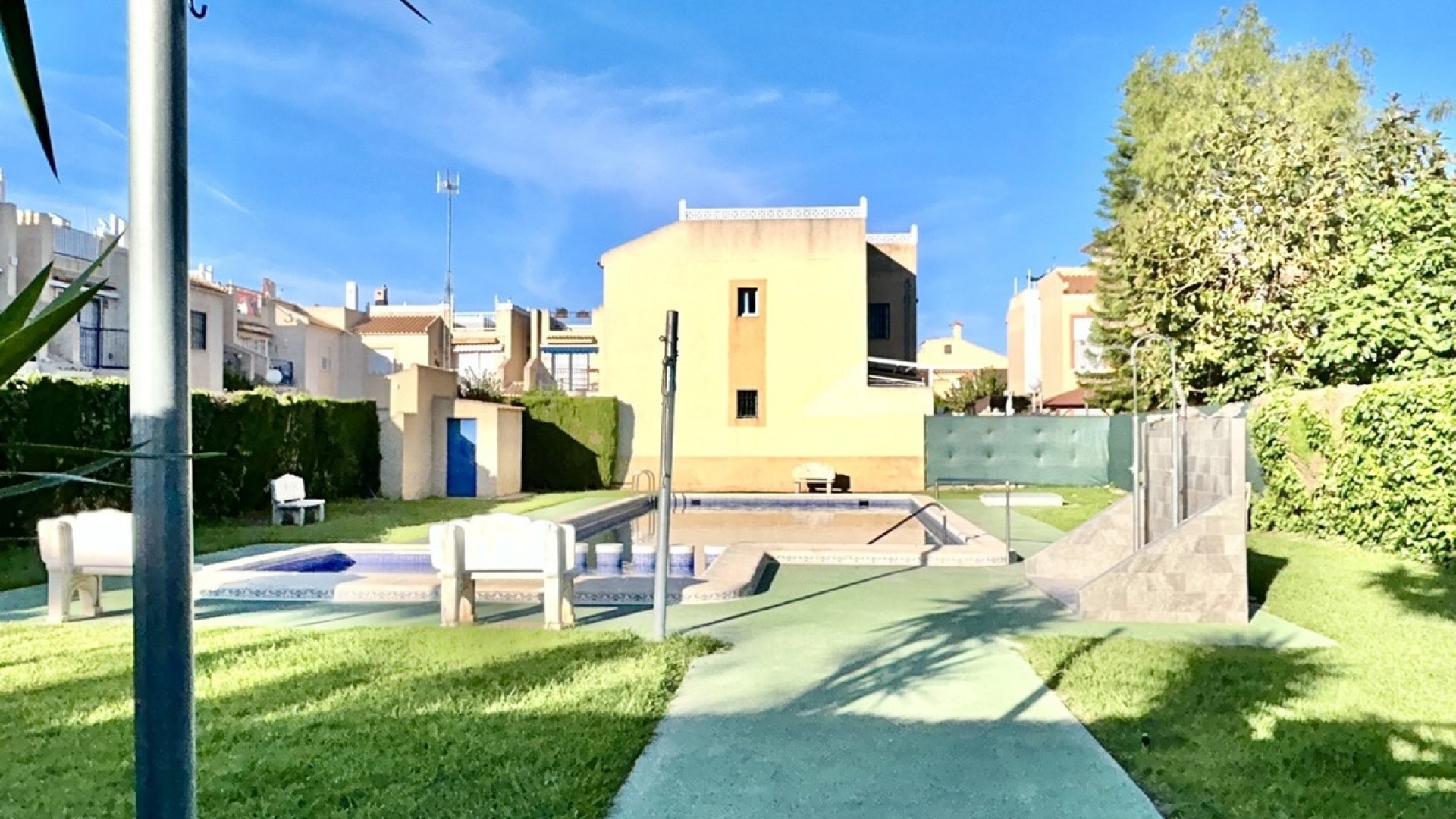 Återförsäljning - Lägenhet - Torrevieja - Torrevieja Centro
