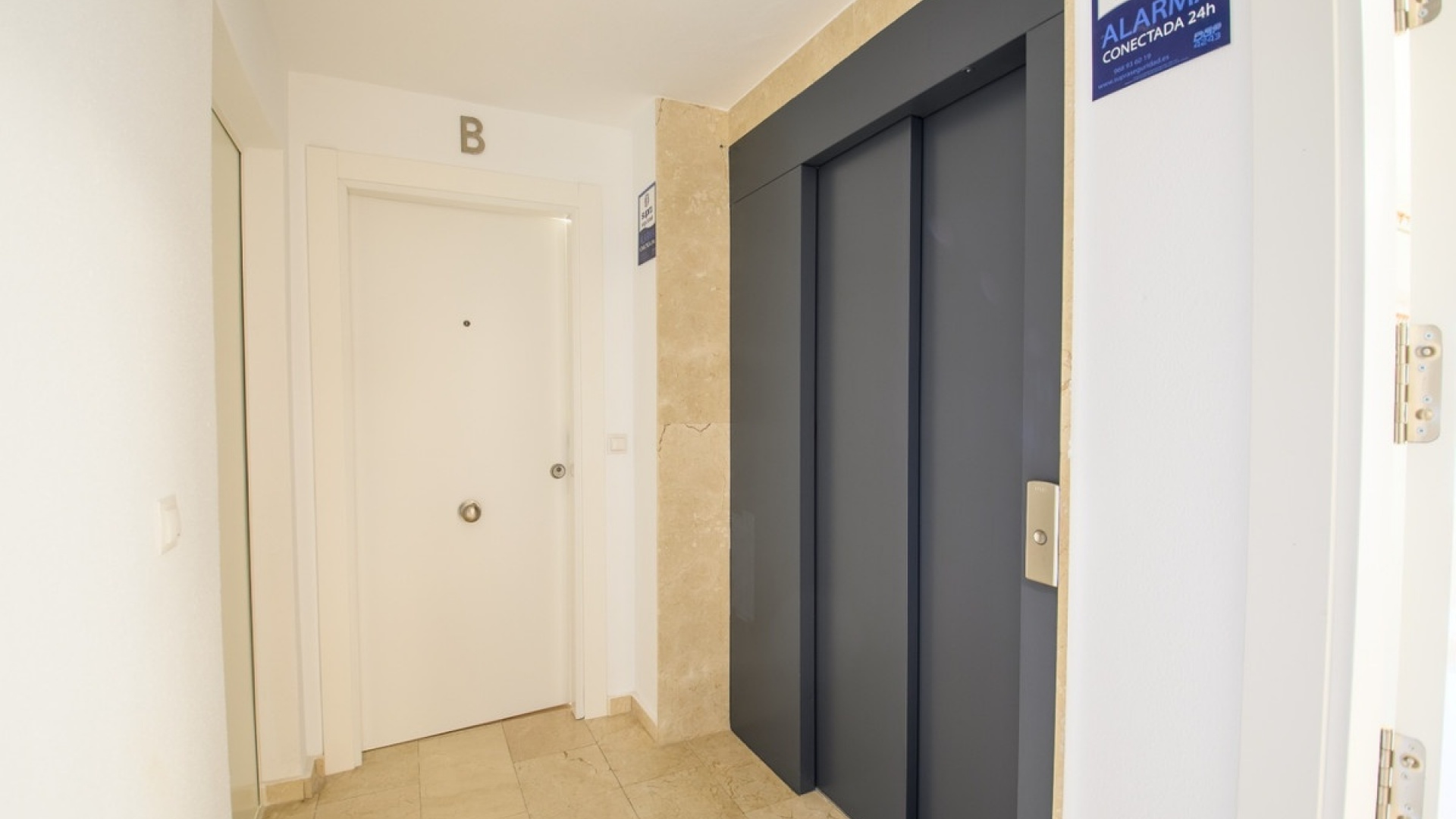 Återförsäljning - Lägenhet - Torrevieja - Torrevieja Centro