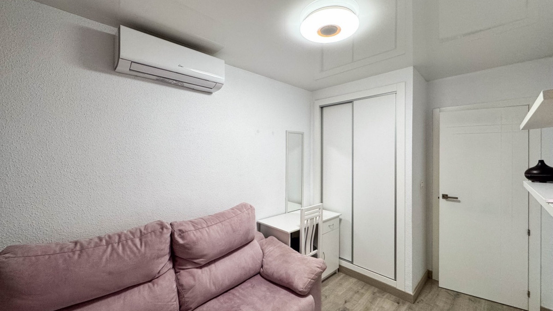 Återförsäljning - Lägenhet - Torrevieja - Torrevieja Centro
