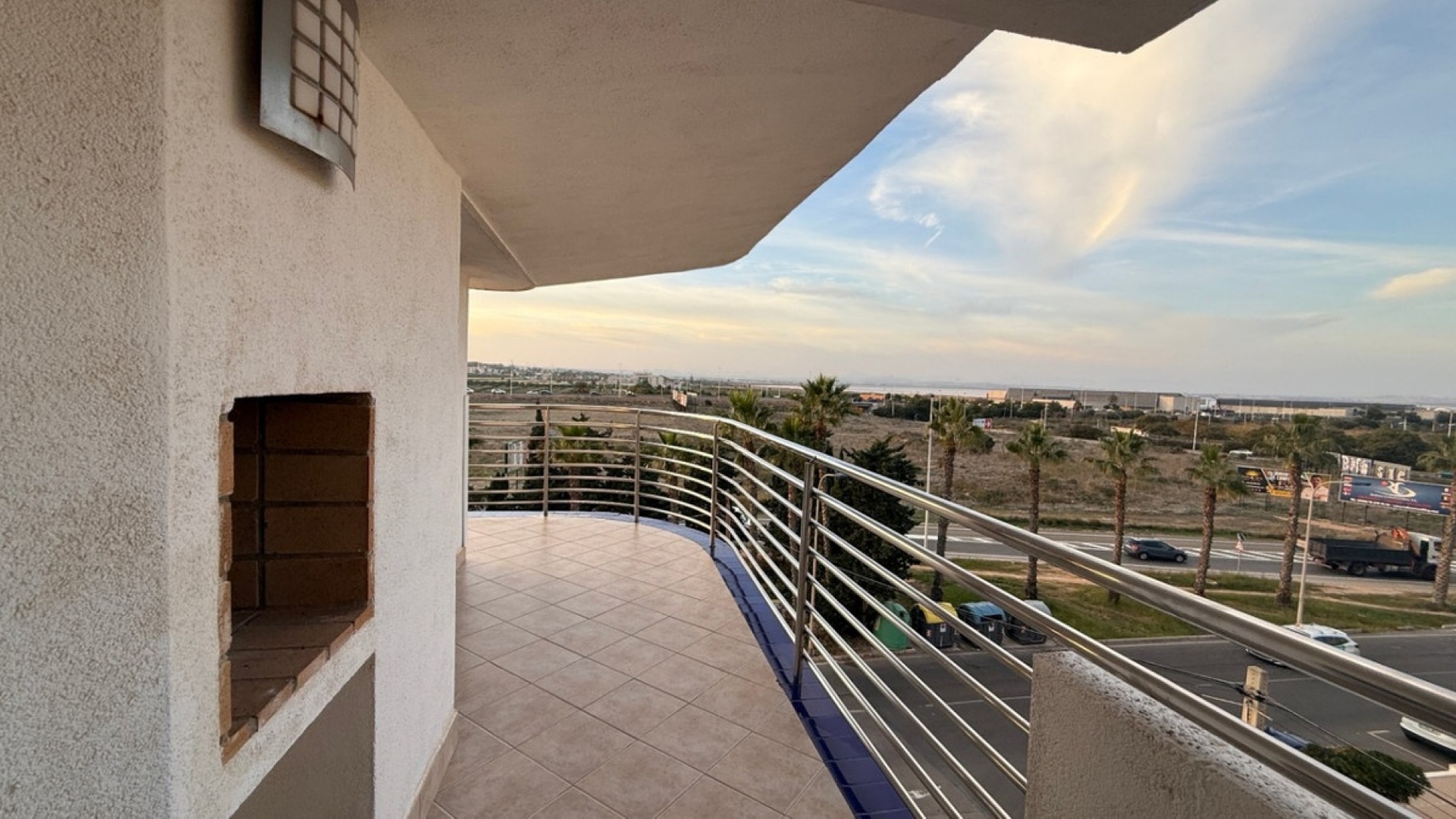 Återförsäljning - Lägenhet - Torrevieja - Torrevieja Centro
