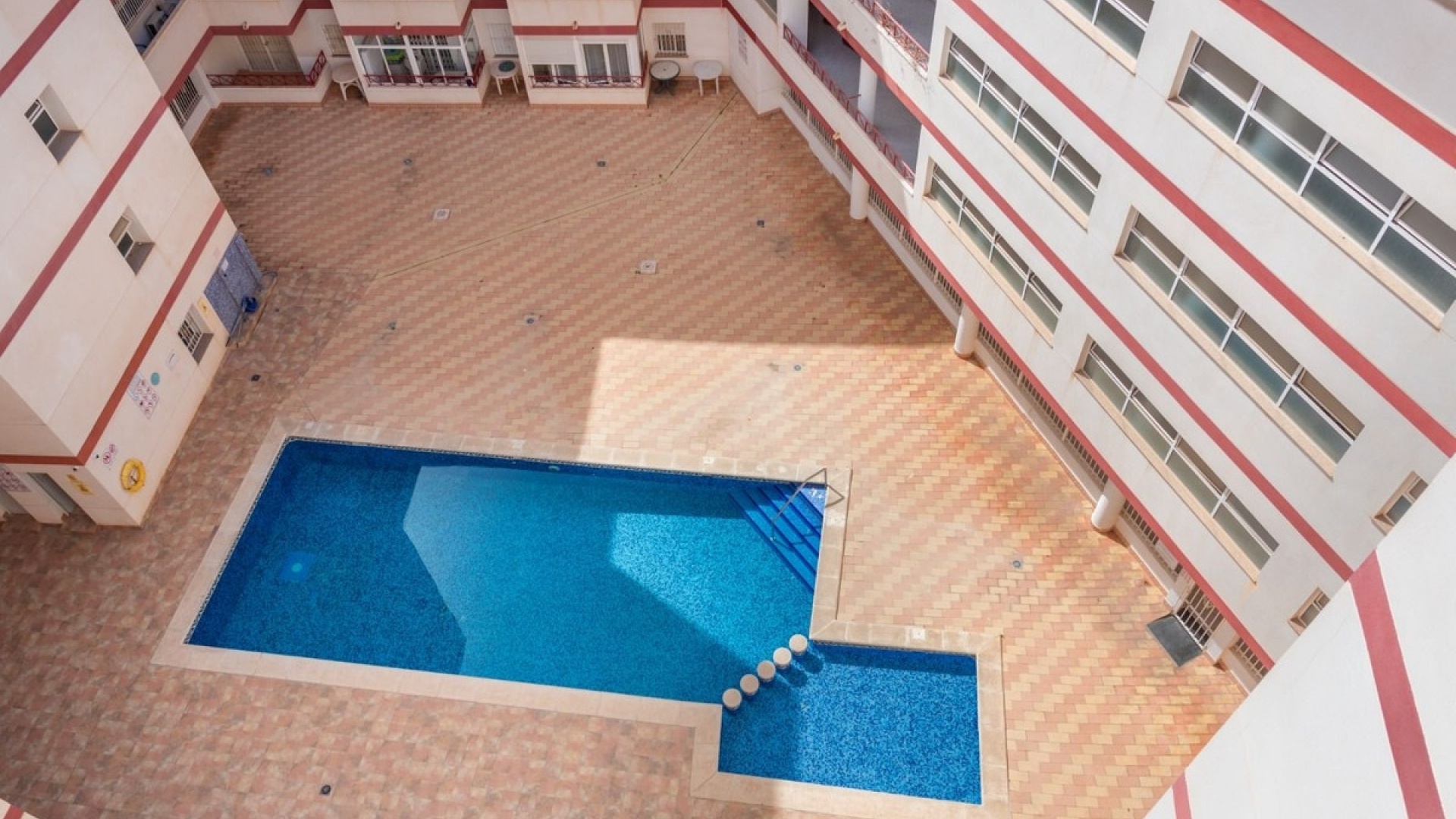 Återförsäljning - Lägenhet - Torrevieja - Torrevieja Centro