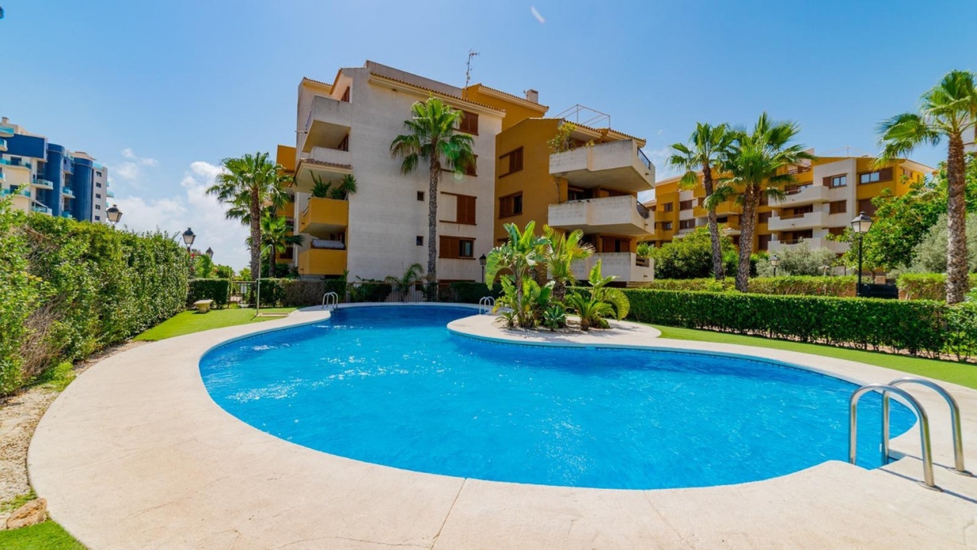 Återförsäljning - Lägenhet - Torrevieja - Torrevieja Centro
